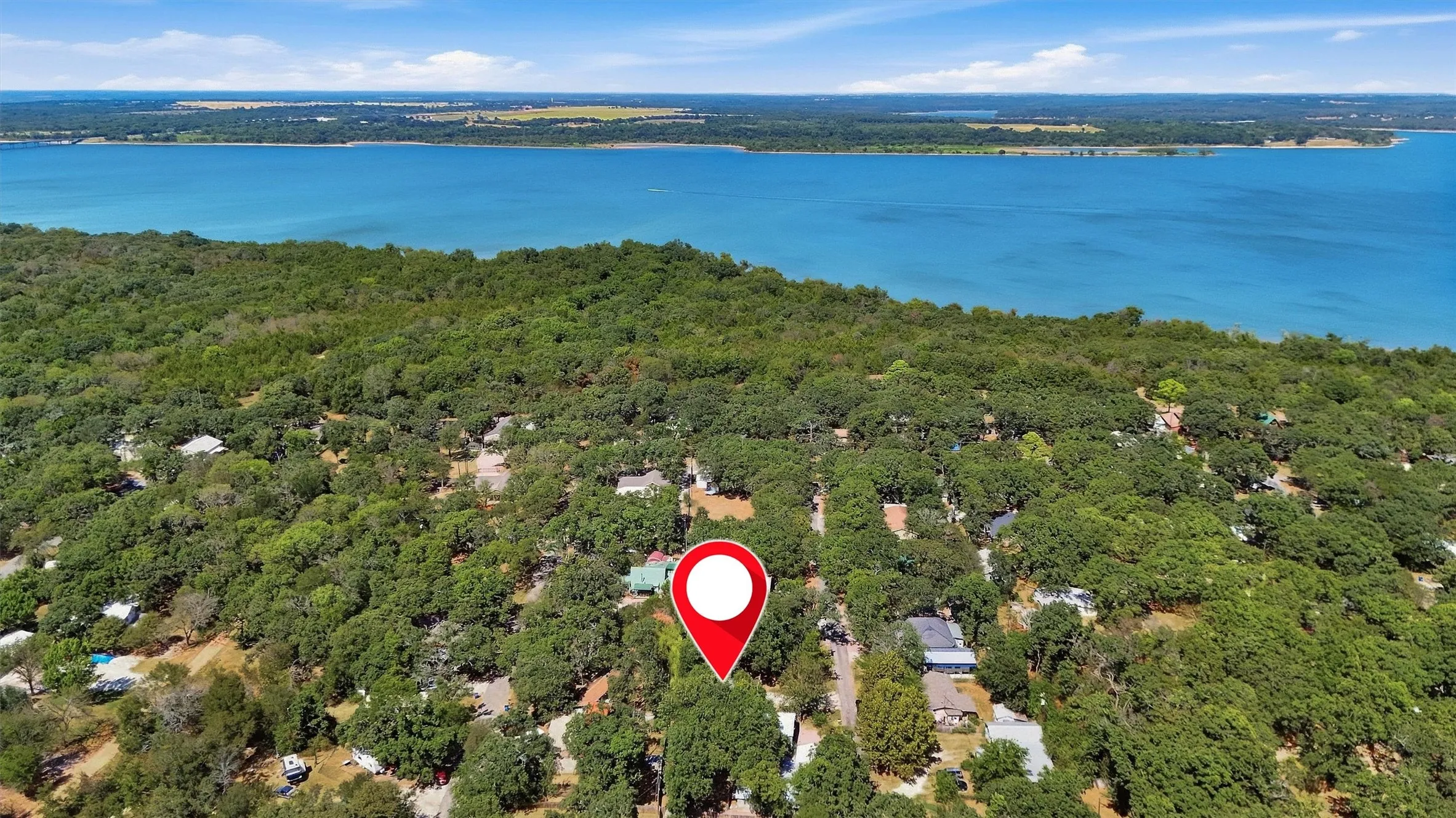 Single Family Residence For Sale in Grayson County , 85 Scalock Drive, Gordonville, Texas 76245, 4 Bedroom, 2 Bathroom, 2 Garage spaces, 1,581 Sqft, built in 1999, mls#21387311, Real Estate Agent in Gordonville, Homes For Sale in Grayson county, Homes For Sale in Gordonville, Realtor in Gordonville Texas, Real Estate Brokerage Independent Realty Texas, Luminita Cordes Realtor