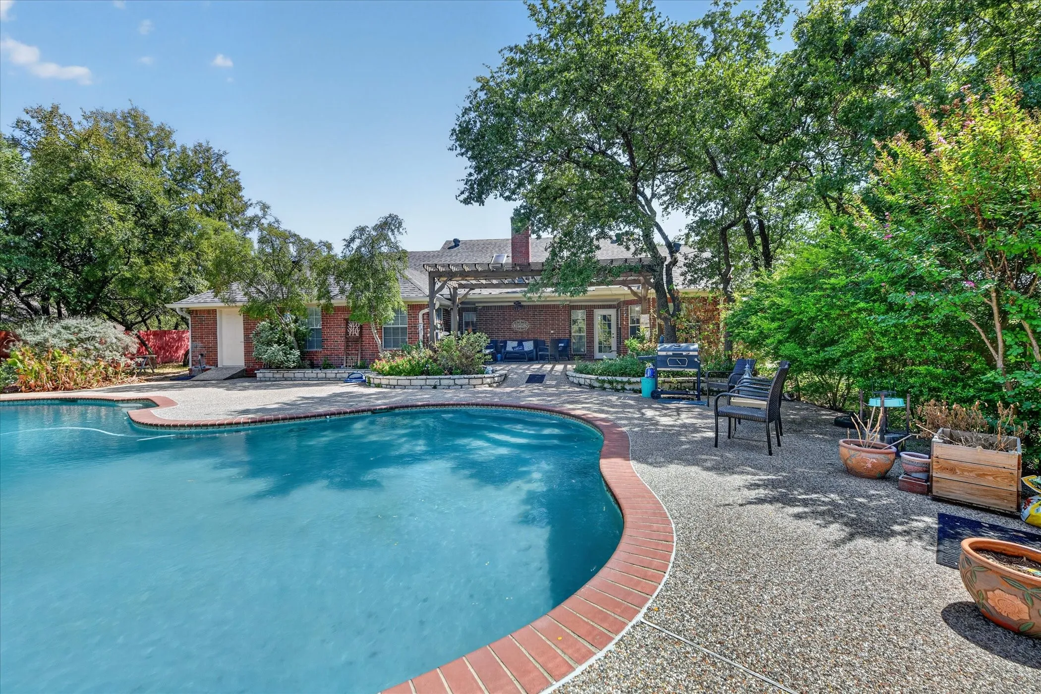 Single Family Residence For Sale in Parker County , 224 Rob Lane, Hudson Oaks, Texas 76087, 4 Bedroom, 5 Bathroom, 2 Garage spaces, 3,183 Sqft, built in 1992, mls#21372972, Real Estate Agent in Hudson Oaks, Homes For Sale in Parker county, Homes For Sale in Hudson Oaks, Realtor in Hudson Oaks Texas, Real Estate Brokerage Independent Realty Texas, Luminita Cordes Realtor