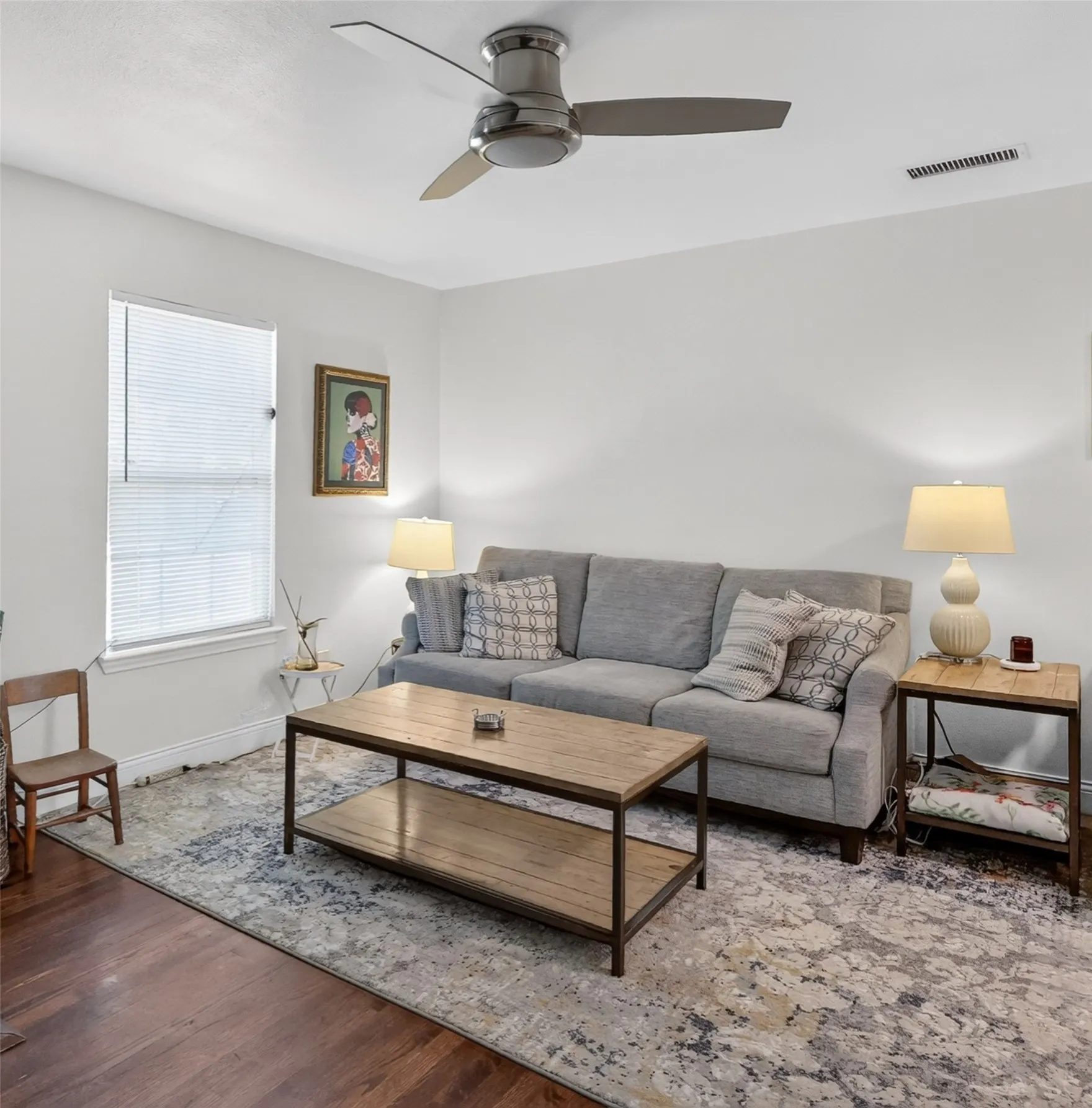 Single Family Residence For Sale in Tarrant County , 3821 Winfield Avenue, Fort Worth, Texas 76109, 3 Bedroom, 2 Bathroom, Garage spaces, 1,408 Sqft, built in 1948, mls#21388002, Real Estate Agent in Fort Worth, Homes For Sale in Tarrant county, Homes For Sale in Fort Worth, Realtor in Fort Worth Texas, Real Estate Brokerage Independent Realty Texas, Luminita Cordes Realtor
