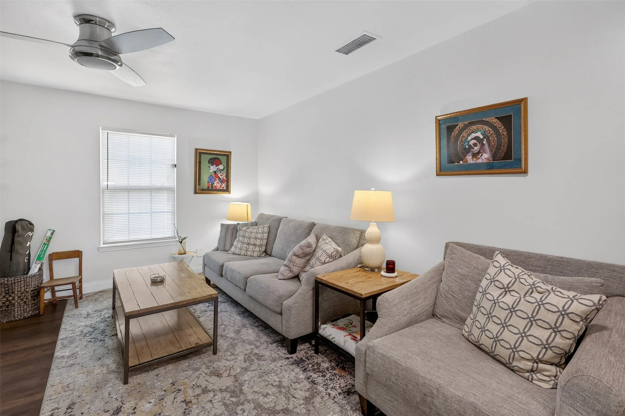 Single Family Residence For Sale in Tarrant County , 3821 Winfield Avenue, Fort Worth, Texas 76109, 3 Bedroom, 2 Bathroom, Garage spaces, 1,408 Sqft, built in 1948, mls#21388002, Real Estate Agent in Fort Worth, Homes For Sale in Tarrant county, Homes For Sale in Fort Worth, Realtor in Fort Worth Texas, Real Estate Brokerage Independent Realty Texas, Luminita Cordes Realtor