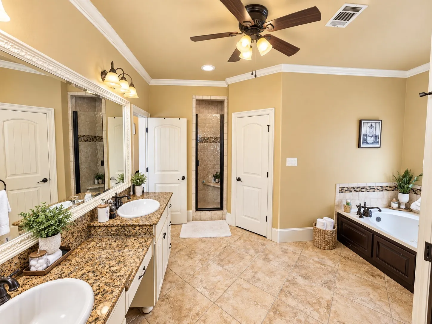 Single Family Residence For Sale in Grayson County , 3707 Heatherwood Lane, Sherman, Texas 75090, 3 Bedroom, 3 Bathroom, 2 Garage spaces, 2,547 Sqft, built in 2006, mls#21385990, Real Estate Agent in Sherman, Homes For Sale in Grayson county, Homes For Sale in Sherman, Realtor in Sherman Texas, Real Estate Brokerage Independent Realty Texas, Luminita Cordes Realtor