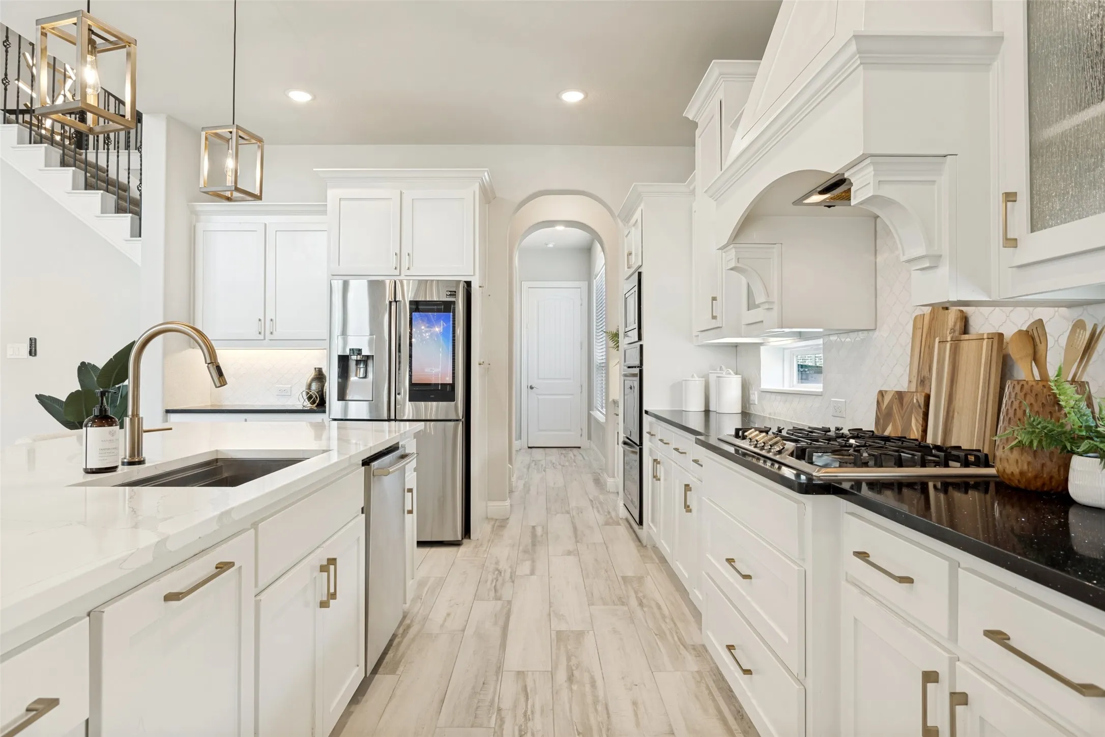 Single Family Residence For Sale in Collin County , 13500 Ponder Lane, Frisco, Texas 75035, 6 Bedroom, 6 Bathroom, 3 Garage spaces, 4,621 Sqft, built in 2018, mls#21385812, Real Estate Agent in Frisco, Homes For Sale in Collin county, Homes For Sale in Frisco, Realtor in Frisco Texas, Real Estate Brokerage Independent Realty Texas, Luminita Cordes Realtor