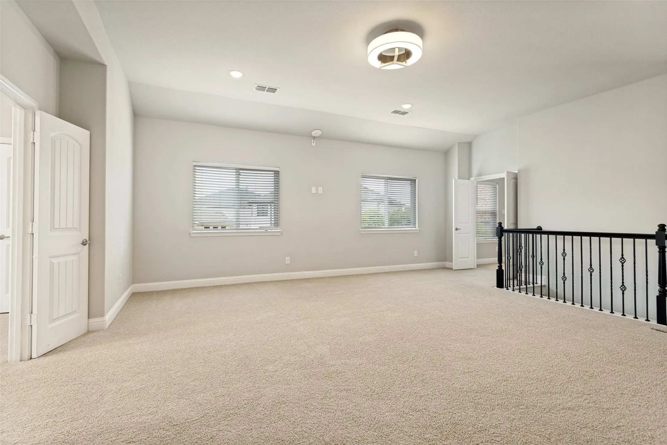 Single Family Residence For Sale in Collin County , 13500 Ponder Lane, Frisco, Texas 75035, 6 Bedroom, 6 Bathroom, 3 Garage spaces, 4,621 Sqft, built in 2018, mls#21385812, Real Estate Agent in Frisco, Homes For Sale in Collin county, Homes For Sale in Frisco, Realtor in Frisco Texas, Real Estate Brokerage Independent Realty Texas, Luminita Cordes Realtor