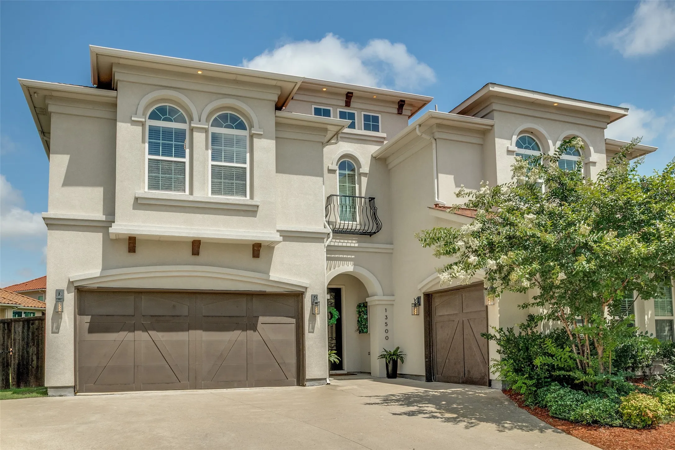 Single Family Residence For Sale in Collin County , 13500 Ponder Lane, Frisco, Texas 75035, 6 Bedroom, 6 Bathroom, 3 Garage spaces, 4,621 Sqft, built in 2018, mls#21385812, Real Estate Agent in Frisco, Homes For Sale in Collin county, Homes For Sale in Frisco, Realtor in Frisco Texas, Real Estate Brokerage Independent Realty Texas, Luminita Cordes Realtor