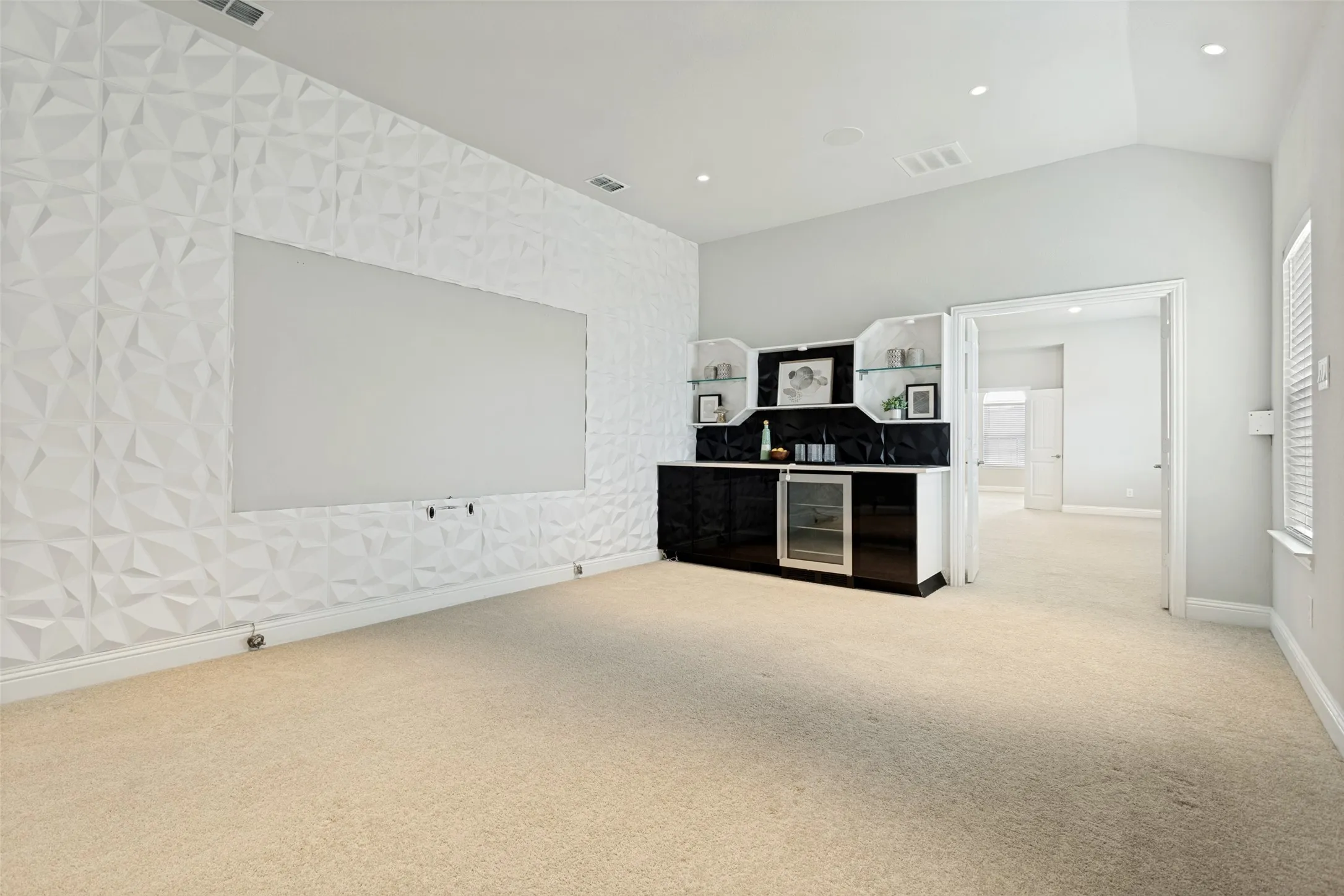 Single Family Residence For Sale in Collin County , 13500 Ponder Lane, Frisco, Texas 75035, 6 Bedroom, 6 Bathroom, 3 Garage spaces, 4,621 Sqft, built in 2018, mls#21385812, Real Estate Agent in Frisco, Homes For Sale in Collin county, Homes For Sale in Frisco, Realtor in Frisco Texas, Real Estate Brokerage Independent Realty Texas, Luminita Cordes Realtor