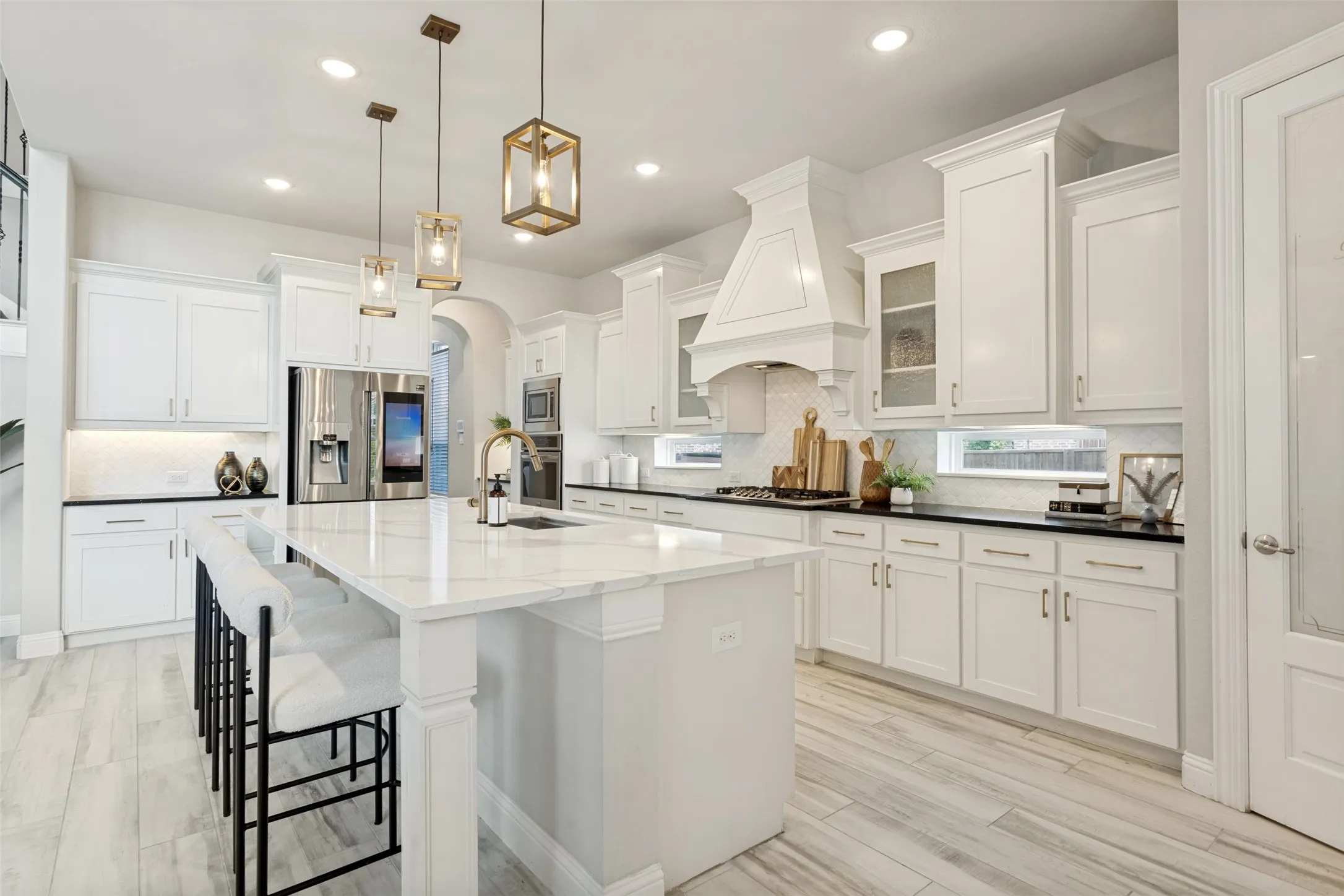 Single Family Residence For Sale in Collin County , 13500 Ponder Lane, Frisco, Texas 75035, 6 Bedroom, 6 Bathroom, 3 Garage spaces, 4,621 Sqft, built in 2018, mls#21385812, Real Estate Agent in Frisco, Homes For Sale in Collin county, Homes For Sale in Frisco, Realtor in Frisco Texas, Real Estate Brokerage Independent Realty Texas, Luminita Cordes Realtor