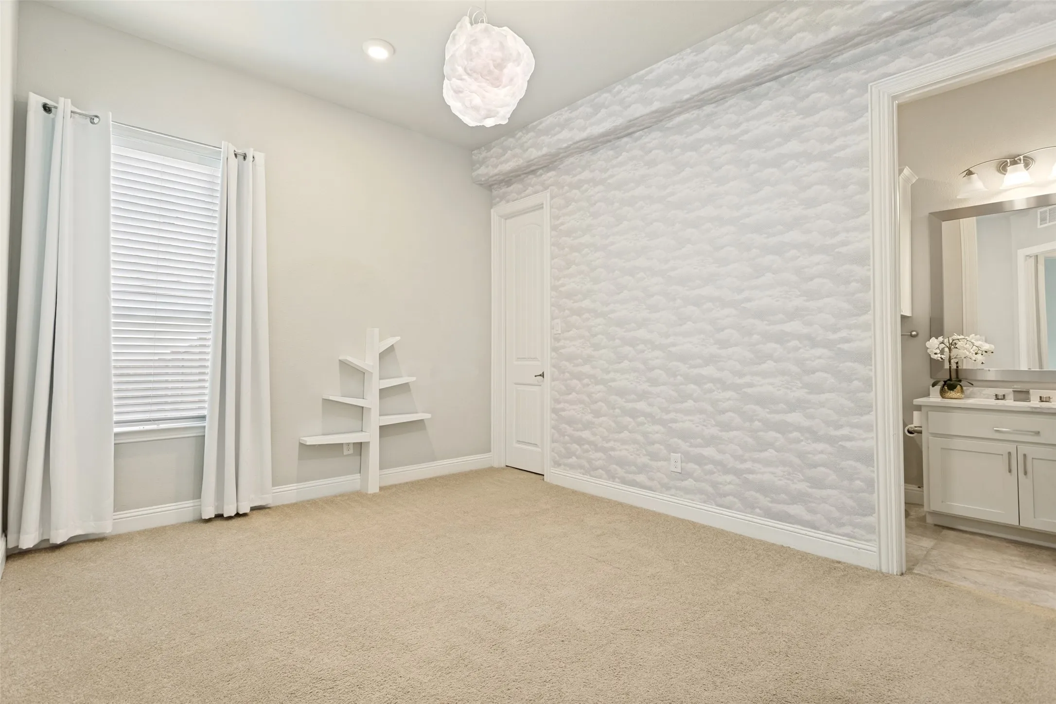 Single Family Residence For Sale in Collin County , 13500 Ponder Lane, Frisco, Texas 75035, 6 Bedroom, 6 Bathroom, 3 Garage spaces, 4,621 Sqft, built in 2018, mls#21385812, Real Estate Agent in Frisco, Homes For Sale in Collin county, Homes For Sale in Frisco, Realtor in Frisco Texas, Real Estate Brokerage Independent Realty Texas, Luminita Cordes Realtor