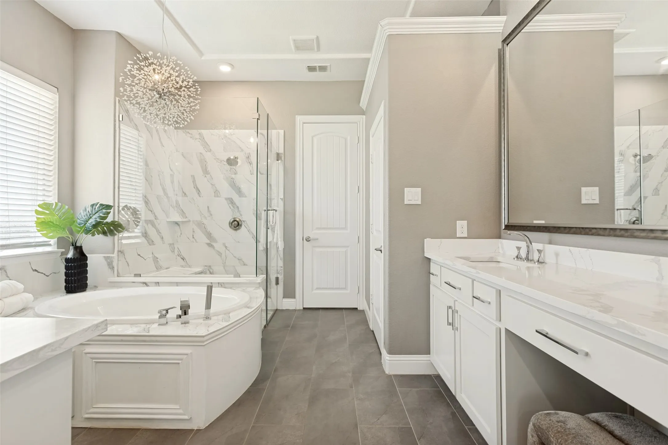 Single Family Residence For Sale in Collin County , 13500 Ponder Lane, Frisco, Texas 75035, 6 Bedroom, 6 Bathroom, 3 Garage spaces, 4,621 Sqft, built in 2018, mls#21385812, Real Estate Agent in Frisco, Homes For Sale in Collin county, Homes For Sale in Frisco, Realtor in Frisco Texas, Real Estate Brokerage Independent Realty Texas, Luminita Cordes Realtor