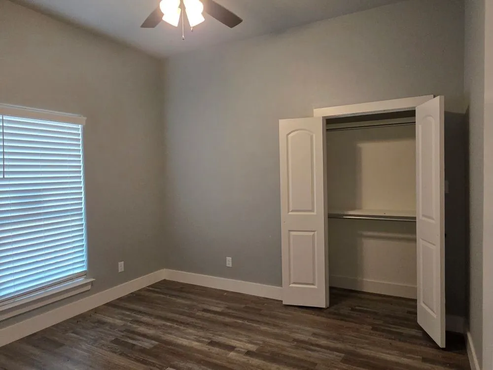 Single Family Residence For Sale in Kaufman County , 906 Stone Meadow Drive, Mabank, Texas 75147, 4 Bedroom, 2 Bathroom, 2 Garage spaces, 1,965 Sqft, built in 2022, mls#21388007, Real Estate Agent in Mabank, Homes For Sale in Kaufman county, Homes For Sale in Mabank, Realtor in Mabank Texas, Real Estate Brokerage Independent Realty Texas, Luminita Cordes Realtor