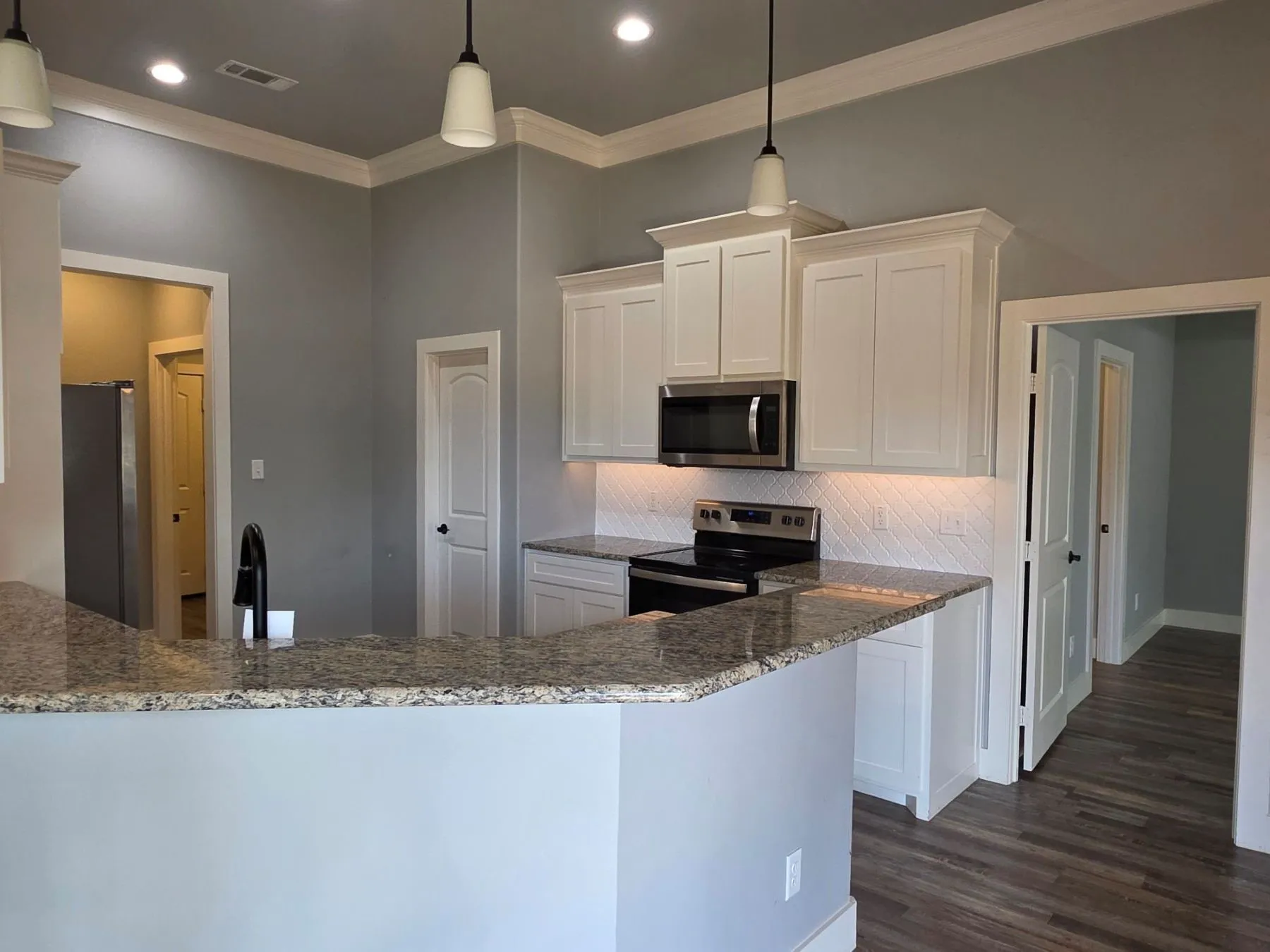 Single Family Residence For Sale in Kaufman County , 906 Stone Meadow Drive, Mabank, Texas 75147, 4 Bedroom, 2 Bathroom, 2 Garage spaces, 1,965 Sqft, built in 2022, mls#21388007, Real Estate Agent in Mabank, Homes For Sale in Kaufman county, Homes For Sale in Mabank, Realtor in Mabank Texas, Real Estate Brokerage Independent Realty Texas, Luminita Cordes Realtor
