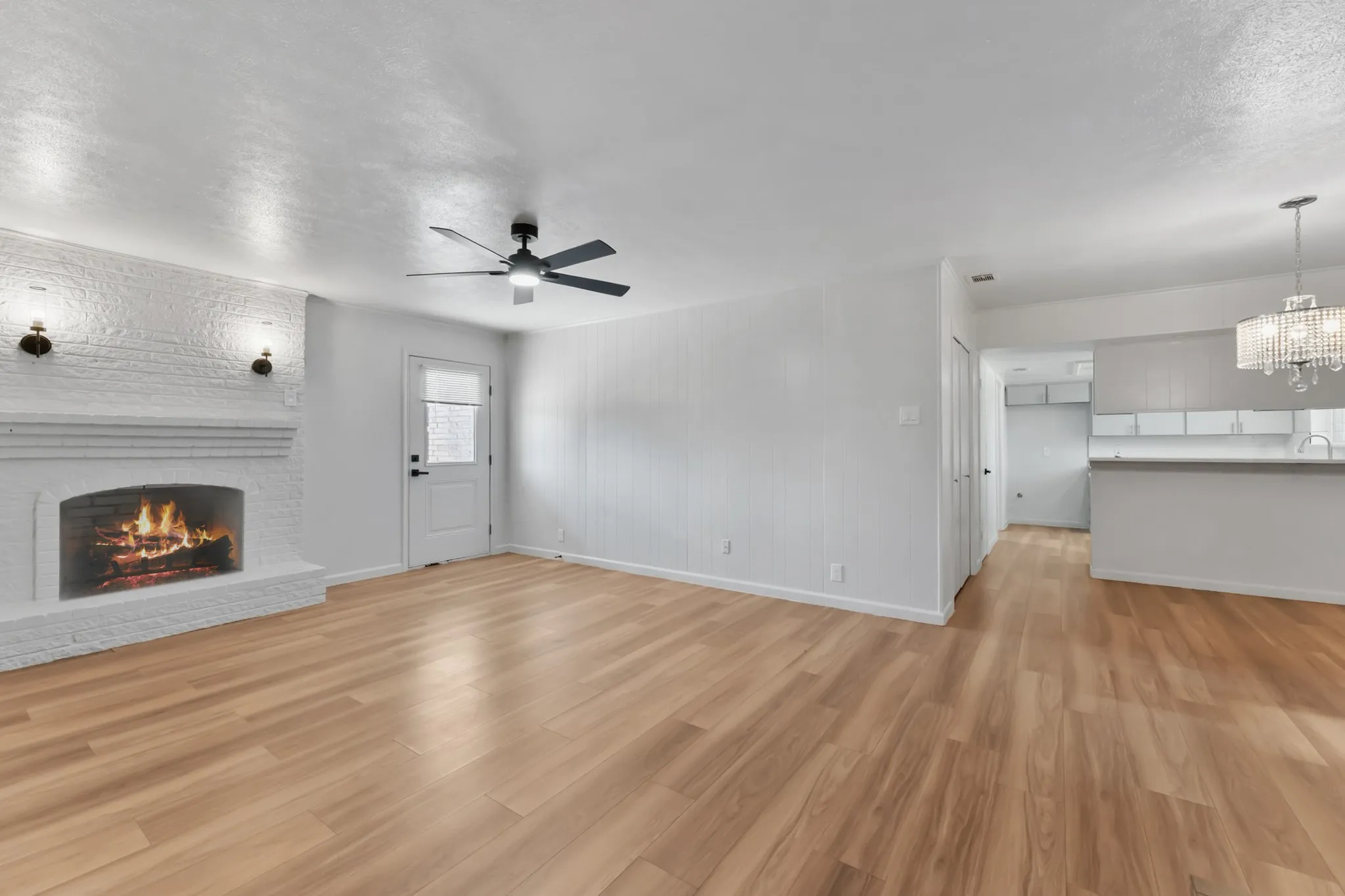 Single Family Residence For Sale in Dallas County , 2107 Aloha Drive, Mesquite, Texas 75150, 4 Bedroom, 2 Bathroom, Garage spaces, 1,618 Sqft, built in 1967, mls#21388012, Real Estate Agent in Mesquite, Homes For Sale in Dallas county, Homes For Sale in Mesquite, Realtor in Mesquite Texas, Real Estate Brokerage Independent Realty Texas, Luminita Cordes Realtor