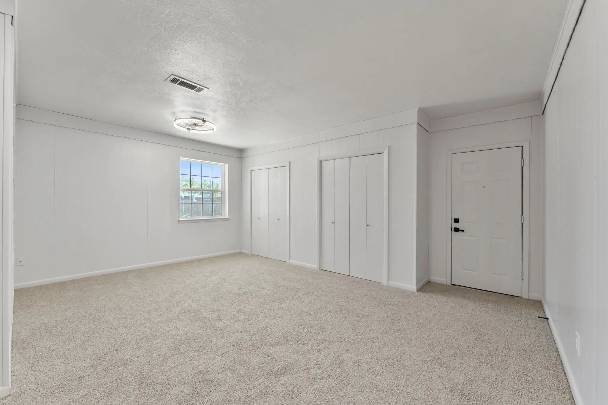 Single Family Residence For Sale in Dallas County , 2107 Aloha Drive, Mesquite, Texas 75150, 4 Bedroom, 2 Bathroom, Garage spaces, 1,618 Sqft, built in 1967, mls#21388012, Real Estate Agent in Mesquite, Homes For Sale in Dallas county, Homes For Sale in Mesquite, Realtor in Mesquite Texas, Real Estate Brokerage Independent Realty Texas, Luminita Cordes Realtor