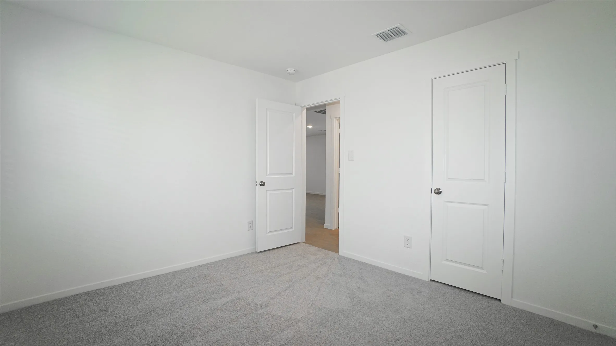 Single Family Residence For Rent in Kaufman County , 1827 Sanderling Street, Forney, Texas 75126, 3 Bedroom, 2 Bathroom, 2 Garage spaces, 1,461 Sqft, built in 2025, mls#21387552, Real Estate Agent in Forney, Homes For Rent in Kaufman county, Homes For Rent in Forney, Realtor in Forney Texas, Real Estate Brokerage Independent Realty Texas, Luminita Cordes Realtor