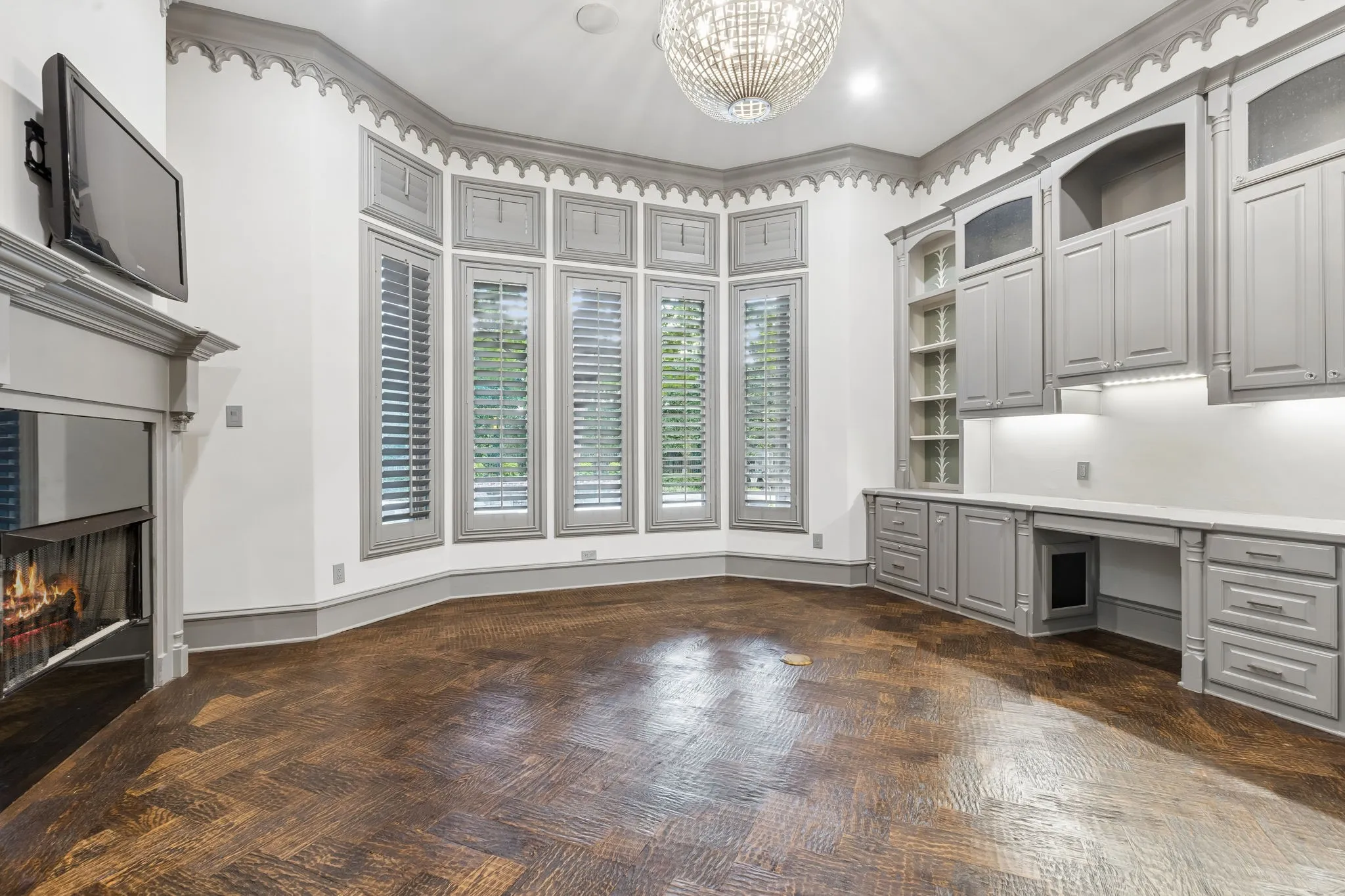 Single Family Residence For Sale in Tarrant County , 6900 Rockingham Court, Colleyville, Texas 76034, 6 Bedroom, 9 Bathroom, 4 Garage spaces, 10,026 Sqft, built in 2008, mls#21372196, Real Estate Agent in Colleyville, Homes For Sale in Tarrant county, Homes For Sale in Colleyville, Realtor in Colleyville Texas, Real Estate Brokerage Independent Realty Texas, Luminita Cordes Realtor