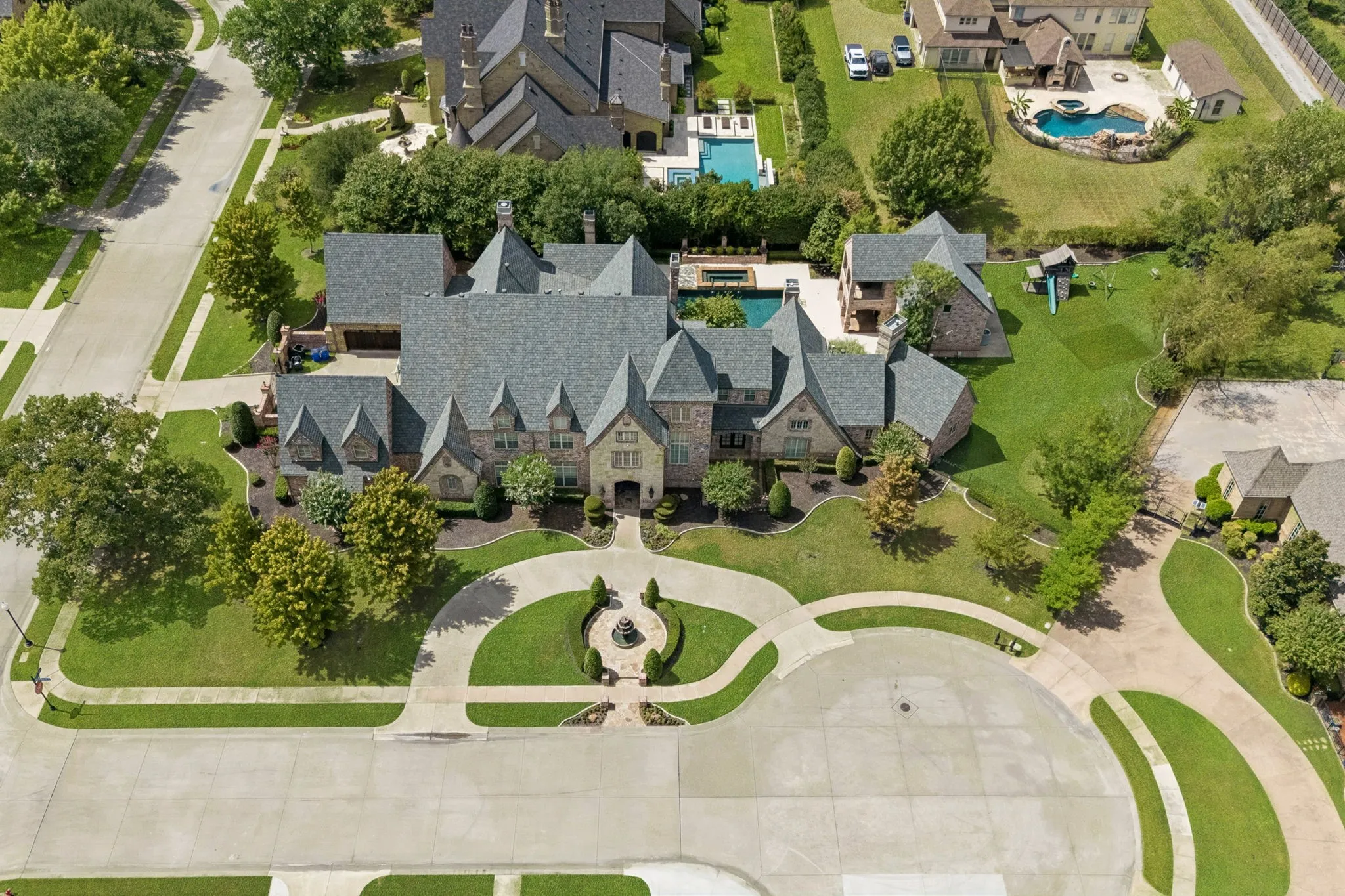 Single Family Residence For Sale in Tarrant County , 6900 Rockingham Court, Colleyville, Texas 76034, 6 Bedroom, 9 Bathroom, 4 Garage spaces, 10,026 Sqft, built in 2008, mls#21372196, Real Estate Agent in Colleyville, Homes For Sale in Tarrant county, Homes For Sale in Colleyville, Realtor in Colleyville Texas, Real Estate Brokerage Independent Realty Texas, Luminita Cordes Realtor
