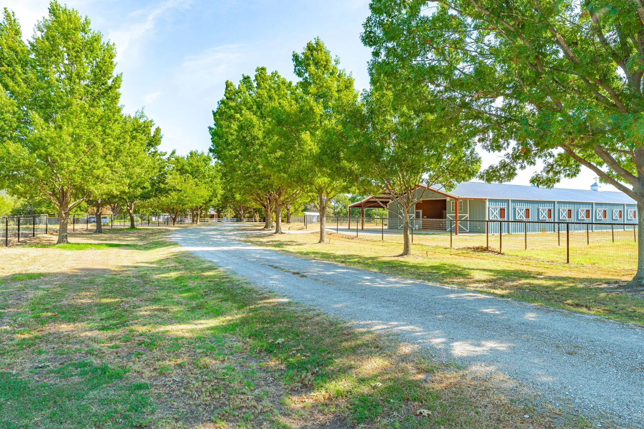 Front Entrance & Show Barn