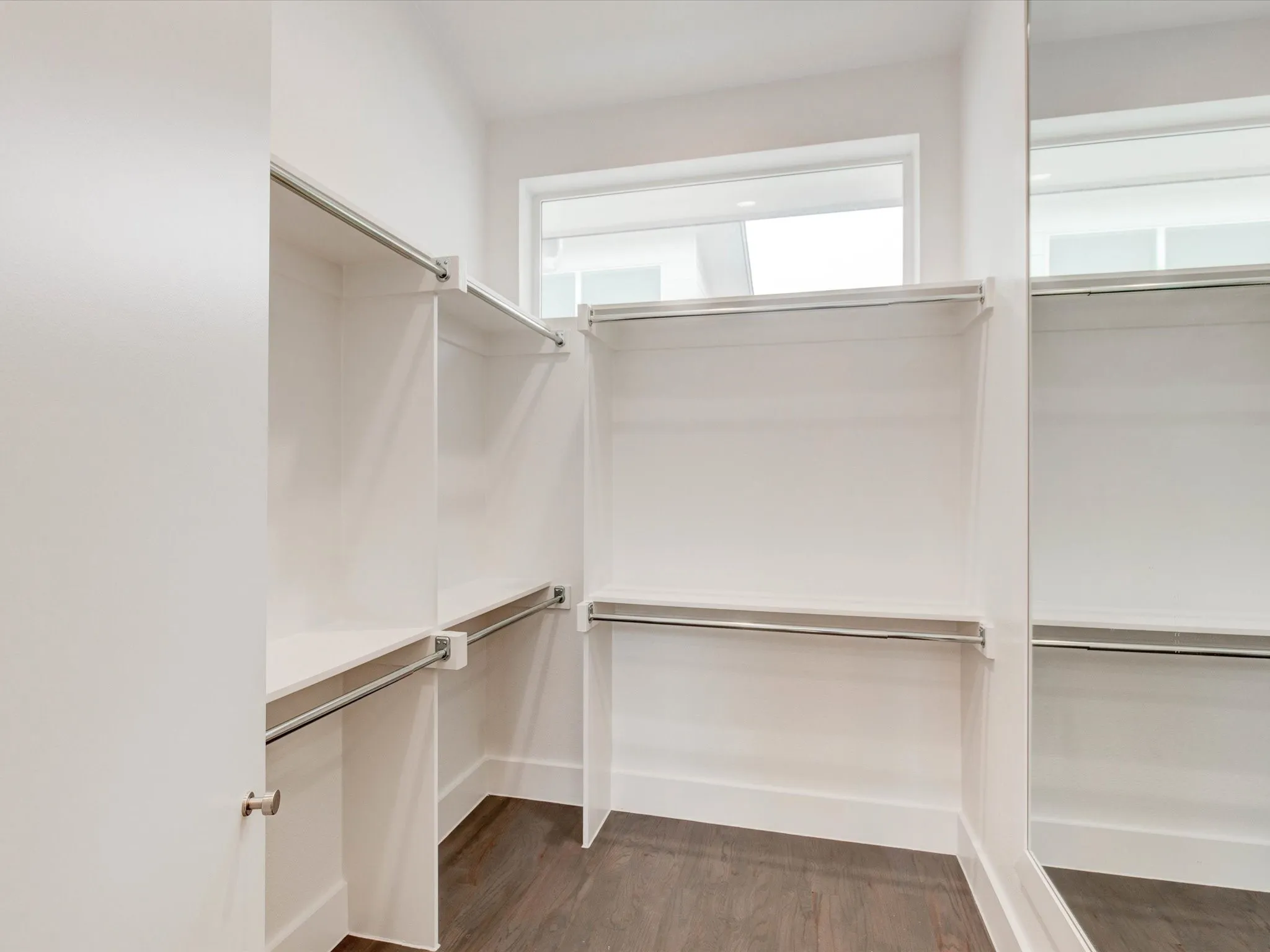 Townhouse For Rent in Dallas County , 5923 Lindell Avenue 105, Dallas, Texas 75206, 2 Bedroom, 3 Bathroom, 2 Garage spaces, 1,950 Sqft, built in 2022, mls#21388026, Real Estate Agent in Dallas, Homes For Rent in Dallas county, Homes For Rent in Dallas, Realtor in Dallas Texas, Real Estate Brokerage Independent Realty Texas, Luminita Cordes Realtor
