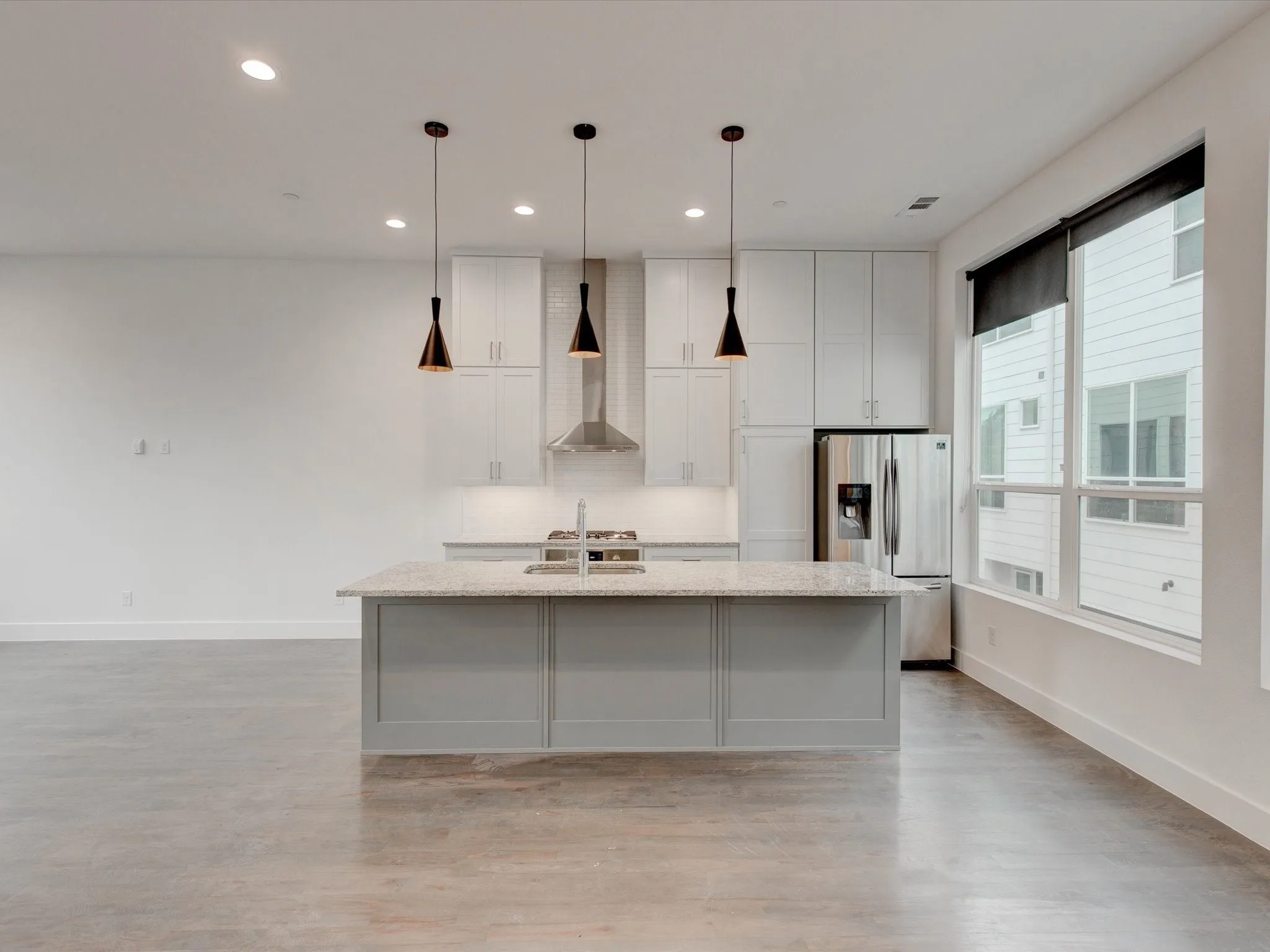 Townhouse For Rent in Dallas County , 5923 Lindell Avenue 105, Dallas, Texas 75206, 2 Bedroom, 3 Bathroom, 2 Garage spaces, 1,950 Sqft, built in 2022, mls#21388026, Real Estate Agent in Dallas, Homes For Rent in Dallas county, Homes For Rent in Dallas, Realtor in Dallas Texas, Real Estate Brokerage Independent Realty Texas, Luminita Cordes Realtor