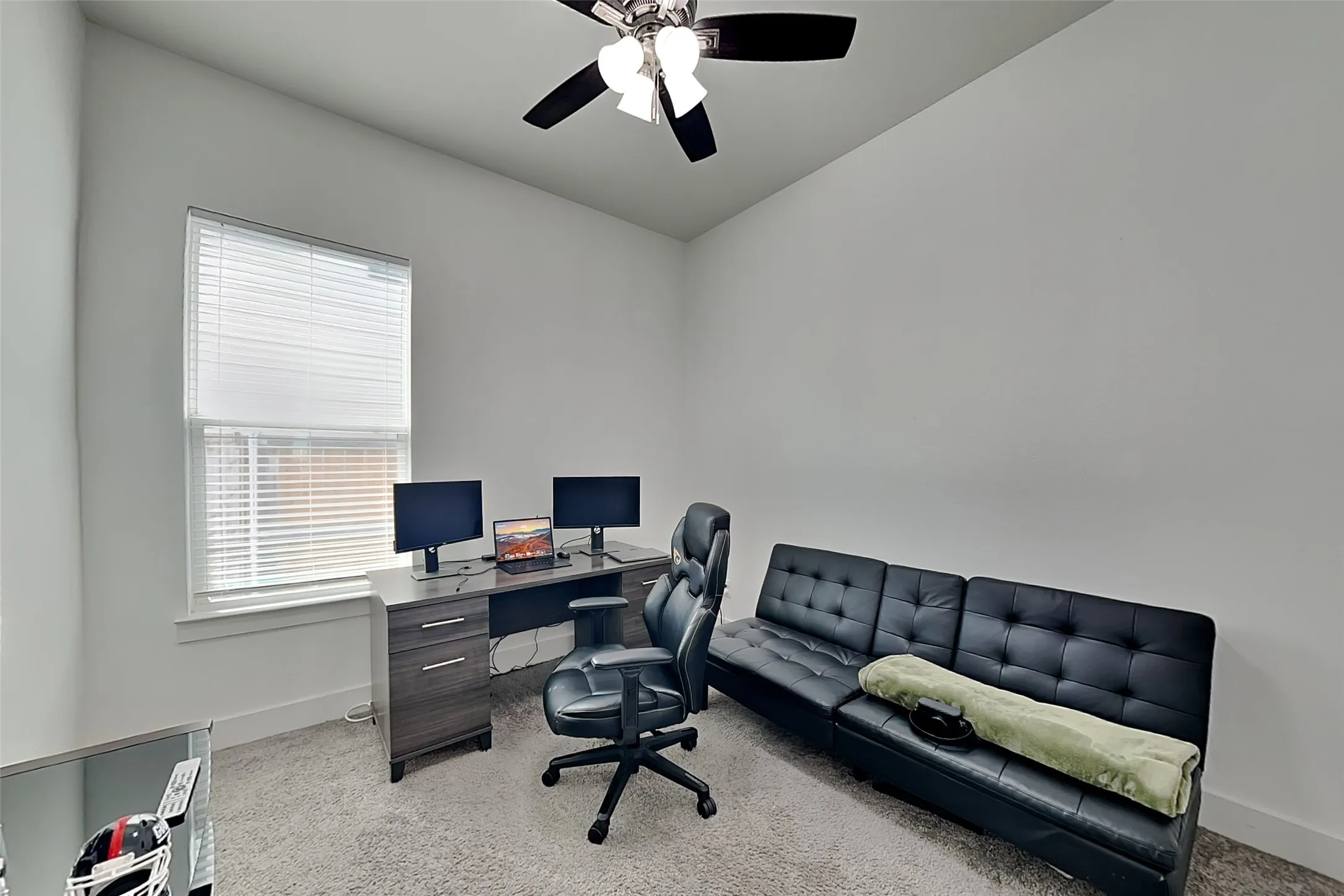 Single Family Residence For Rent in Dallas County , 1819 Bickers Street, Dallas, Texas 75212, 4 Bedroom, 2 Bathroom, 2 Garage spaces, 1,850 Sqft, built in 2021, mls#21387830, Real Estate Agent in Dallas, Homes For Rent in Dallas county, Homes For Rent in Dallas, Realtor in Dallas Texas, Real Estate Brokerage Independent Realty Texas, Luminita Cordes Realtor