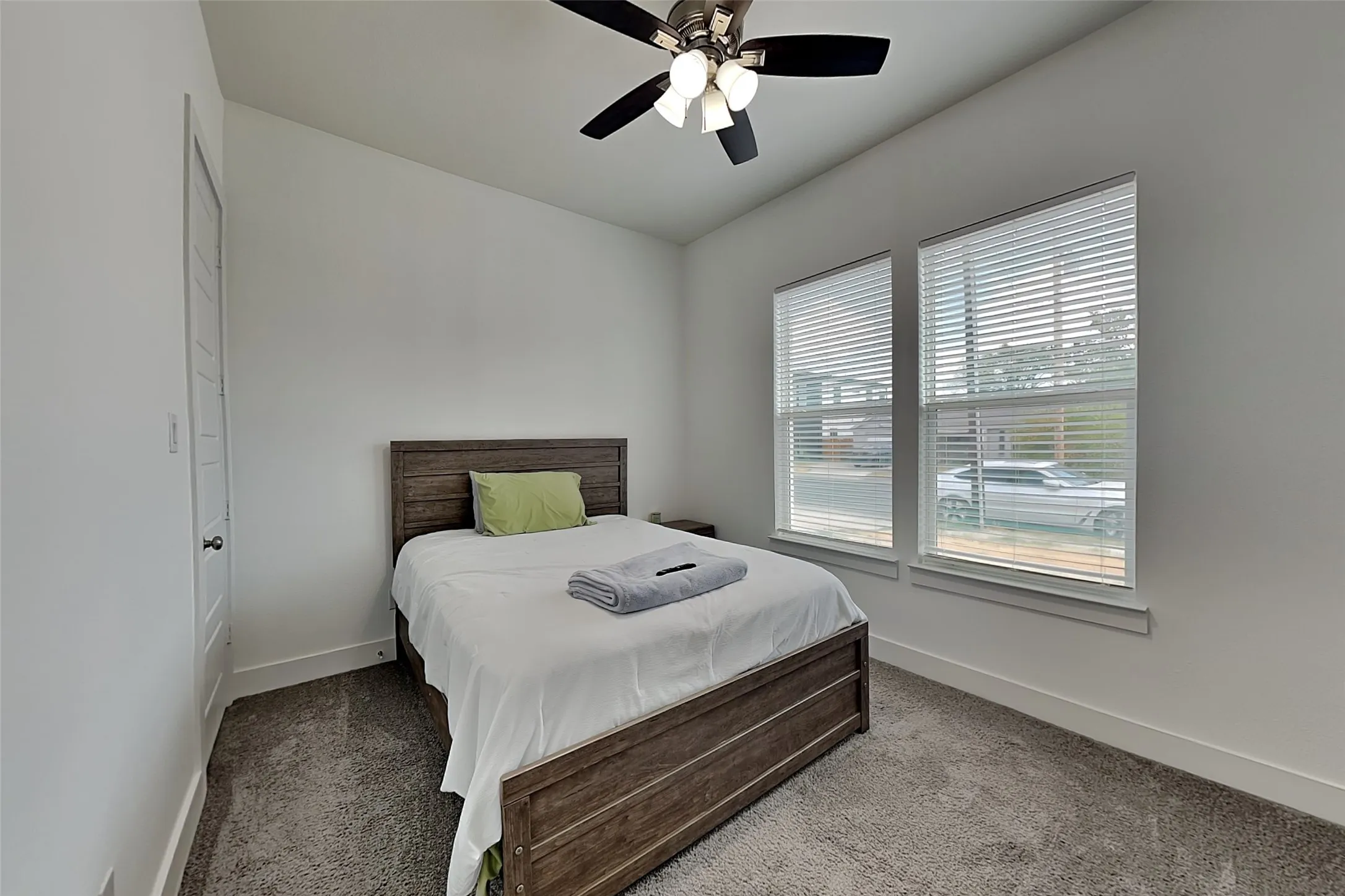 Single Family Residence For Rent in Dallas County , 1819 Bickers Street, Dallas, Texas 75212, 4 Bedroom, 2 Bathroom, 2 Garage spaces, 1,850 Sqft, built in 2021, mls#21387830, Real Estate Agent in Dallas, Homes For Rent in Dallas county, Homes For Rent in Dallas, Realtor in Dallas Texas, Real Estate Brokerage Independent Realty Texas, Luminita Cordes Realtor