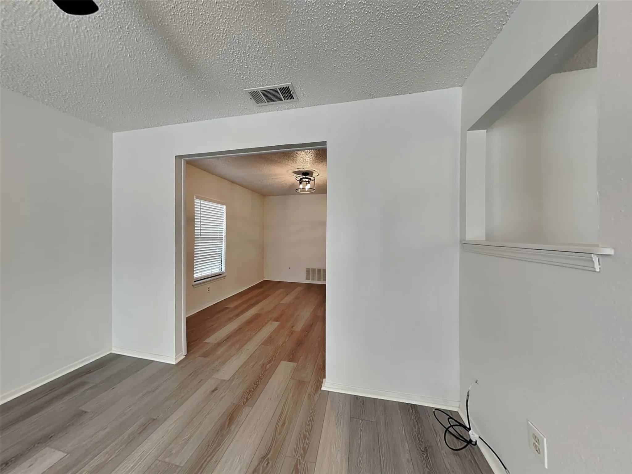 Single Family Residence For Rent in Tarrant County , 3925 Rusty Dell Street, Haltom City, Texas 76111, 2 Bedroom, 1 Bathroom, Garage spaces, 1,152 Sqft, built in 1955, mls#21387020, Real Estate Agent in Haltom City, Homes For Rent in Tarrant county, Homes For Rent in Haltom City, Realtor in Haltom City Texas, Real Estate Brokerage Independent Realty Texas, Luminita Cordes Realtor