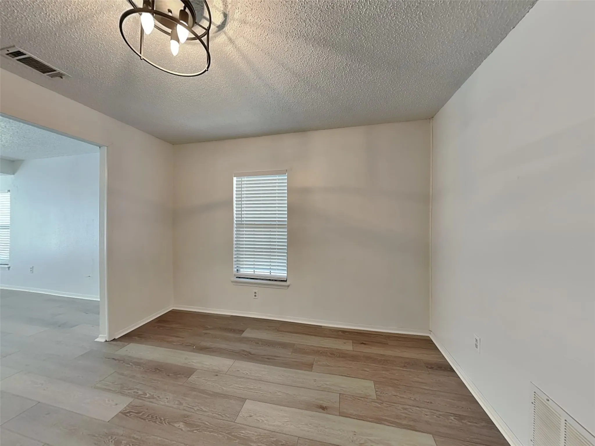 Single Family Residence For Rent in Tarrant County , 3925 Rusty Dell Street, Haltom City, Texas 76111, 2 Bedroom, 1 Bathroom, Garage spaces, 1,152 Sqft, built in 1955, mls#21387020, Real Estate Agent in Haltom City, Homes For Rent in Tarrant county, Homes For Rent in Haltom City, Realtor in Haltom City Texas, Real Estate Brokerage Independent Realty Texas, Luminita Cordes Realtor