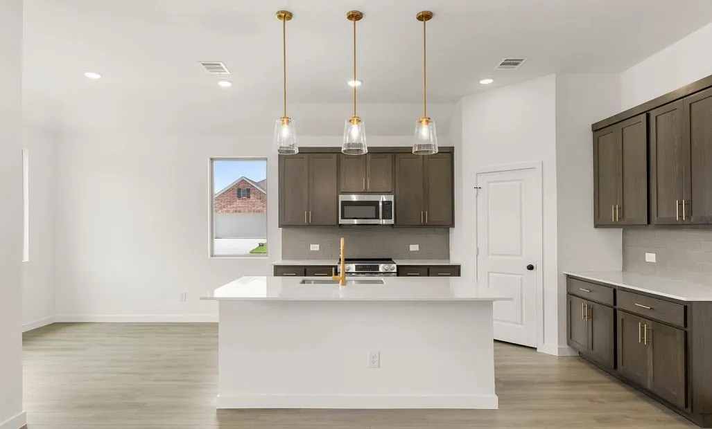 Kitchen Representative Photo featuring the Laguna Collection