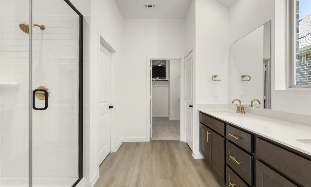 Primary Bathroom Representative Photo featuring the Laguna Collection