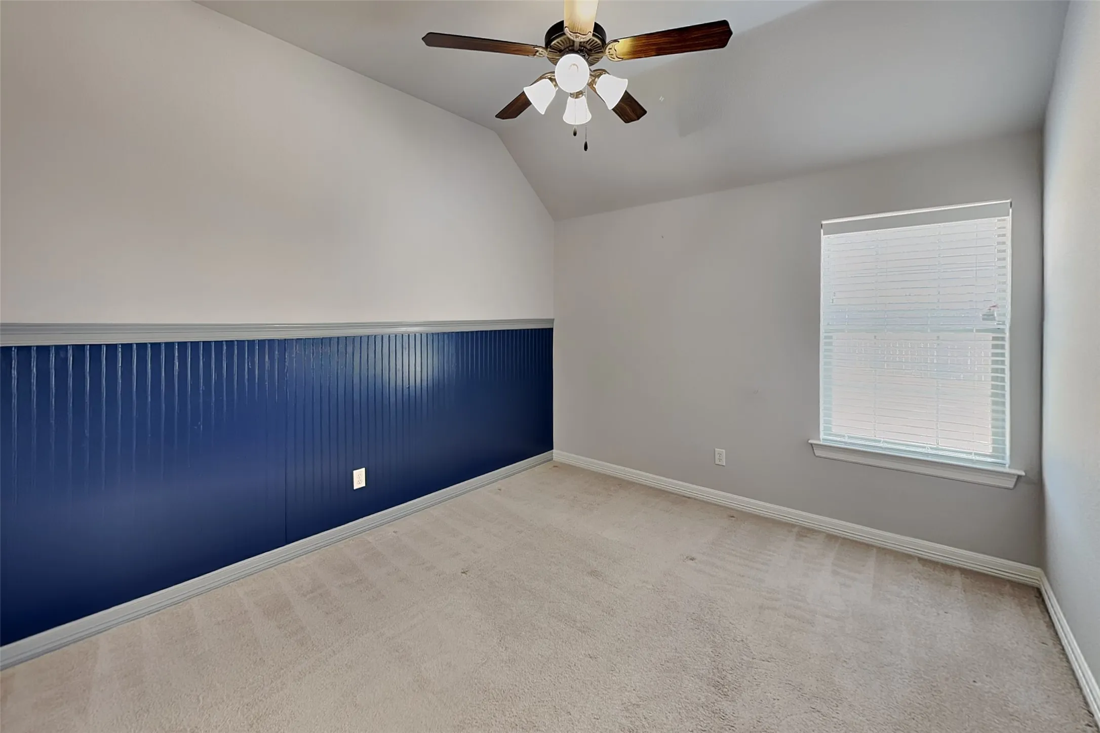 Single Family Residence For Rent in Parker County , 601 Green Pointe Drive, Hudson Oaks, Texas 76087, 4 Bedroom, 2 Bathroom, 2 Garage spaces, 2,384 Sqft, built in 2008, mls#21386979, Real Estate Agent in Hudson Oaks, Homes For Rent in Parker county, Homes For Rent in Hudson Oaks, Realtor in Hudson Oaks Texas, Real Estate Brokerage Independent Realty Texas, Luminita Cordes Realtor