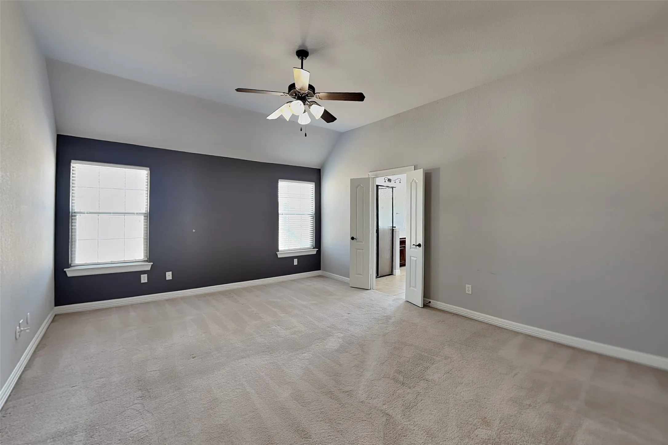 Single Family Residence For Rent in Parker County , 601 Green Pointe Drive, Hudson Oaks, Texas 76087, 4 Bedroom, 2 Bathroom, 2 Garage spaces, 2,384 Sqft, built in 2008, mls#21386979, Real Estate Agent in Hudson Oaks, Homes For Rent in Parker county, Homes For Rent in Hudson Oaks, Realtor in Hudson Oaks Texas, Real Estate Brokerage Independent Realty Texas, Luminita Cordes Realtor