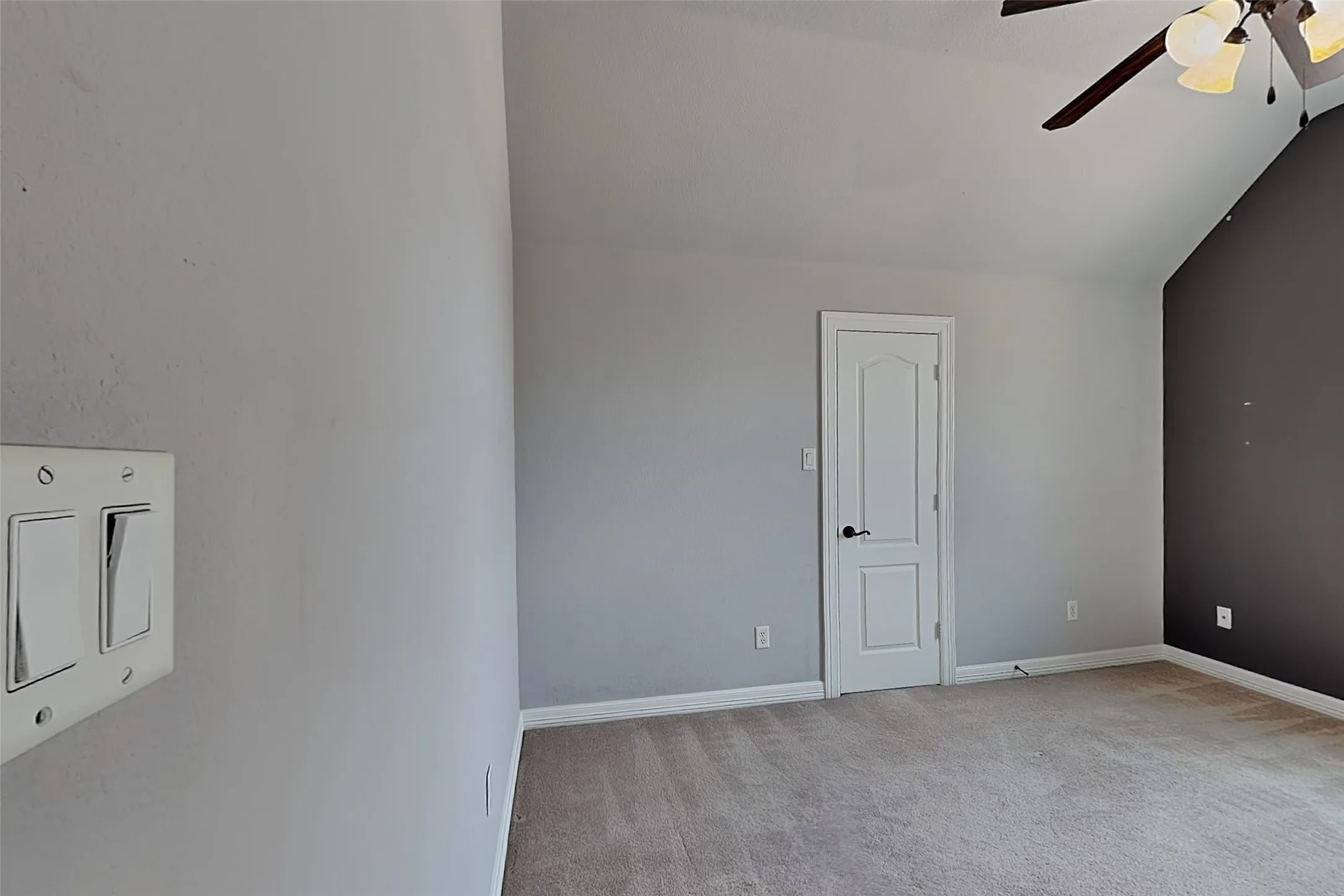 Single Family Residence For Rent in Parker County , 601 Green Pointe Drive, Hudson Oaks, Texas 76087, 4 Bedroom, 2 Bathroom, 2 Garage spaces, 2,384 Sqft, built in 2008, mls#21386979, Real Estate Agent in Hudson Oaks, Homes For Rent in Parker county, Homes For Rent in Hudson Oaks, Realtor in Hudson Oaks Texas, Real Estate Brokerage Independent Realty Texas, Luminita Cordes Realtor