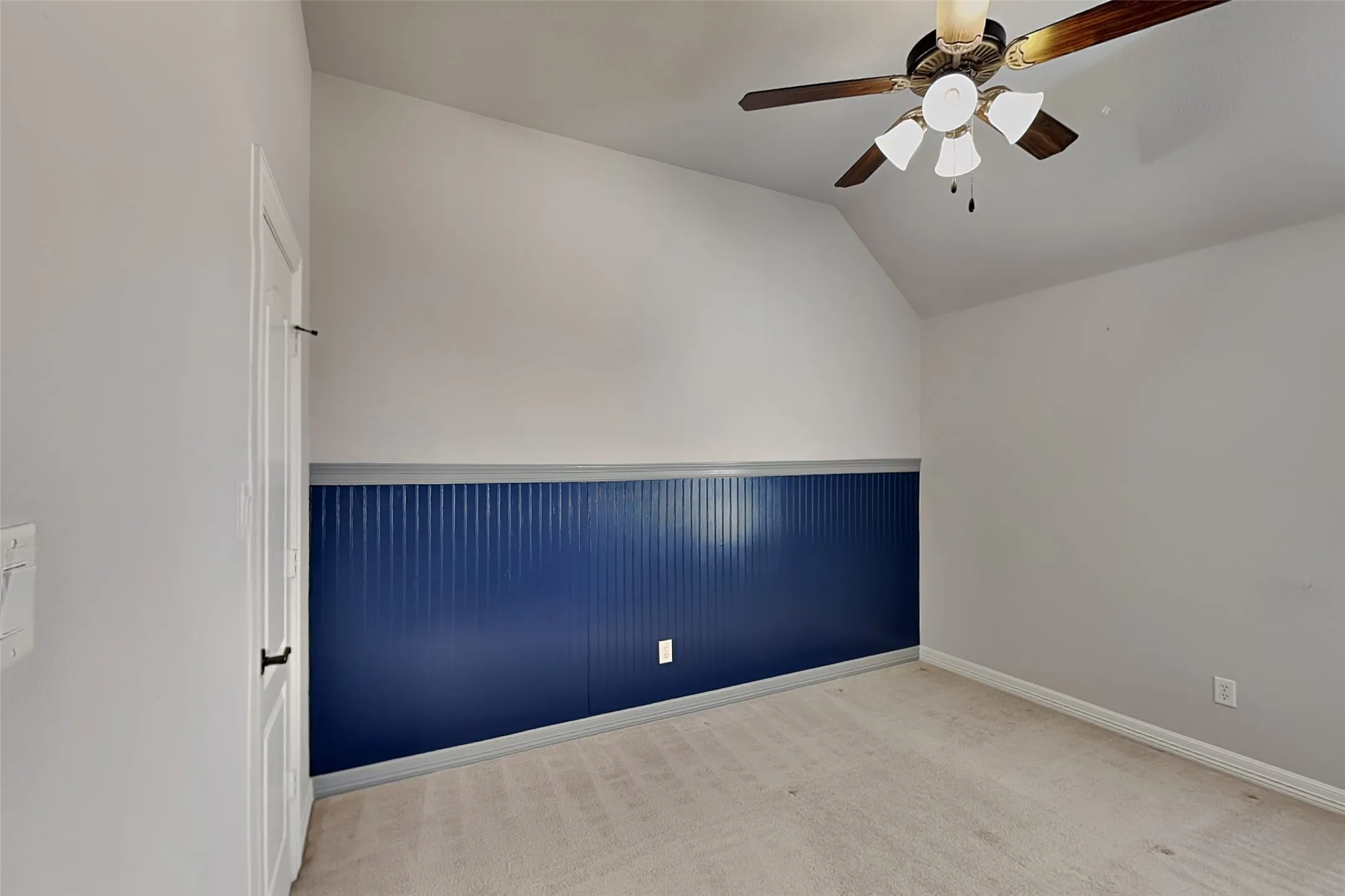 Single Family Residence For Rent in Parker County , 601 Green Pointe Drive, Hudson Oaks, Texas 76087, 4 Bedroom, 2 Bathroom, 2 Garage spaces, 2,384 Sqft, built in 2008, mls#21386979, Real Estate Agent in Hudson Oaks, Homes For Rent in Parker county, Homes For Rent in Hudson Oaks, Realtor in Hudson Oaks Texas, Real Estate Brokerage Independent Realty Texas, Luminita Cordes Realtor