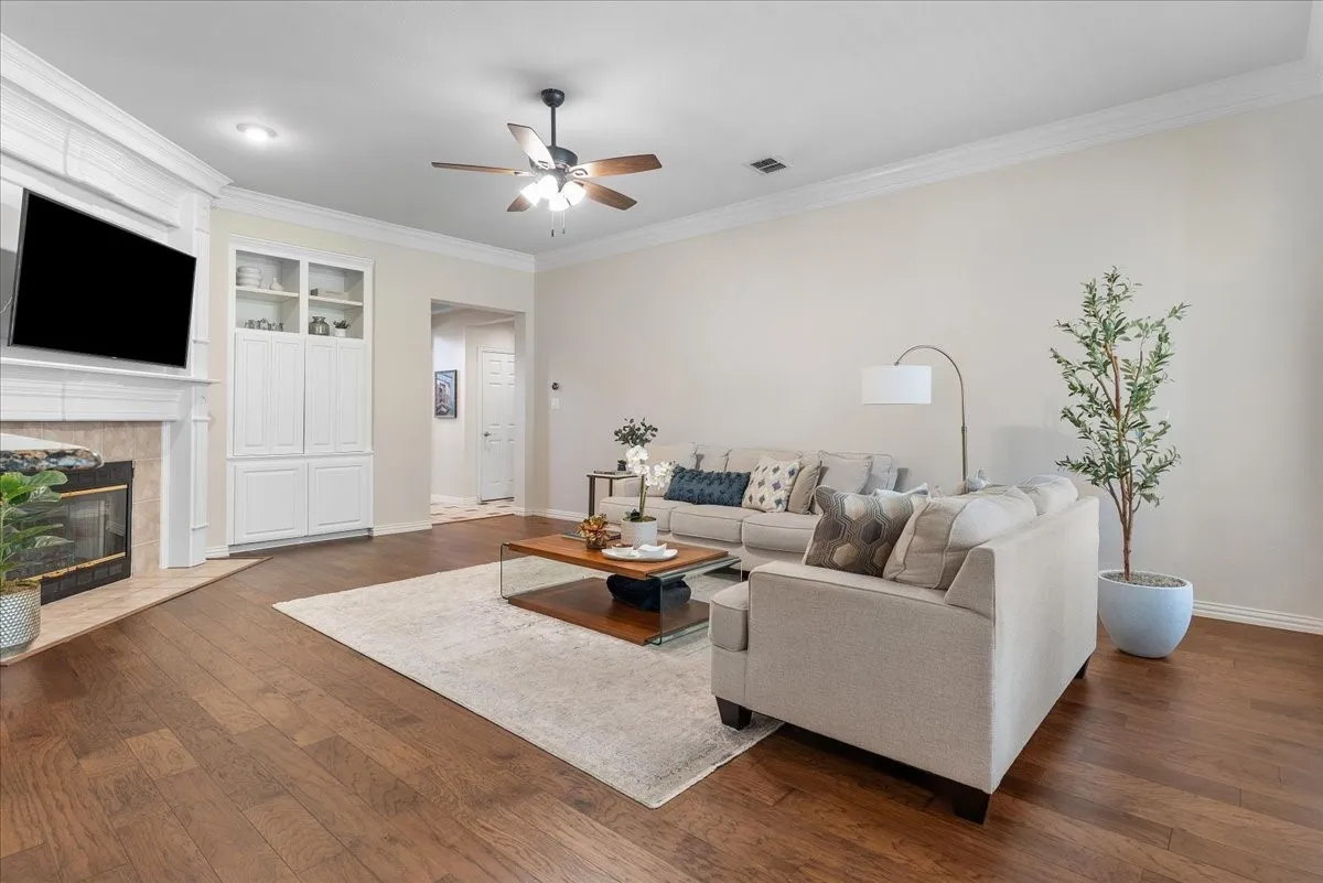 Single Family Residence For Sale in Collin County , 1405 Rollins Drive, Allen, Texas 75013, 4 Bedroom, 4 Bathroom, 2 Garage spaces, 3,557 Sqft, built in 1997, mls#21388016, Real Estate Agent in Allen, Homes For Sale in Collin county, Homes For Sale in Allen, Realtor in Allen Texas, Real Estate Brokerage Independent Realty Texas, Luminita Cordes Realtor