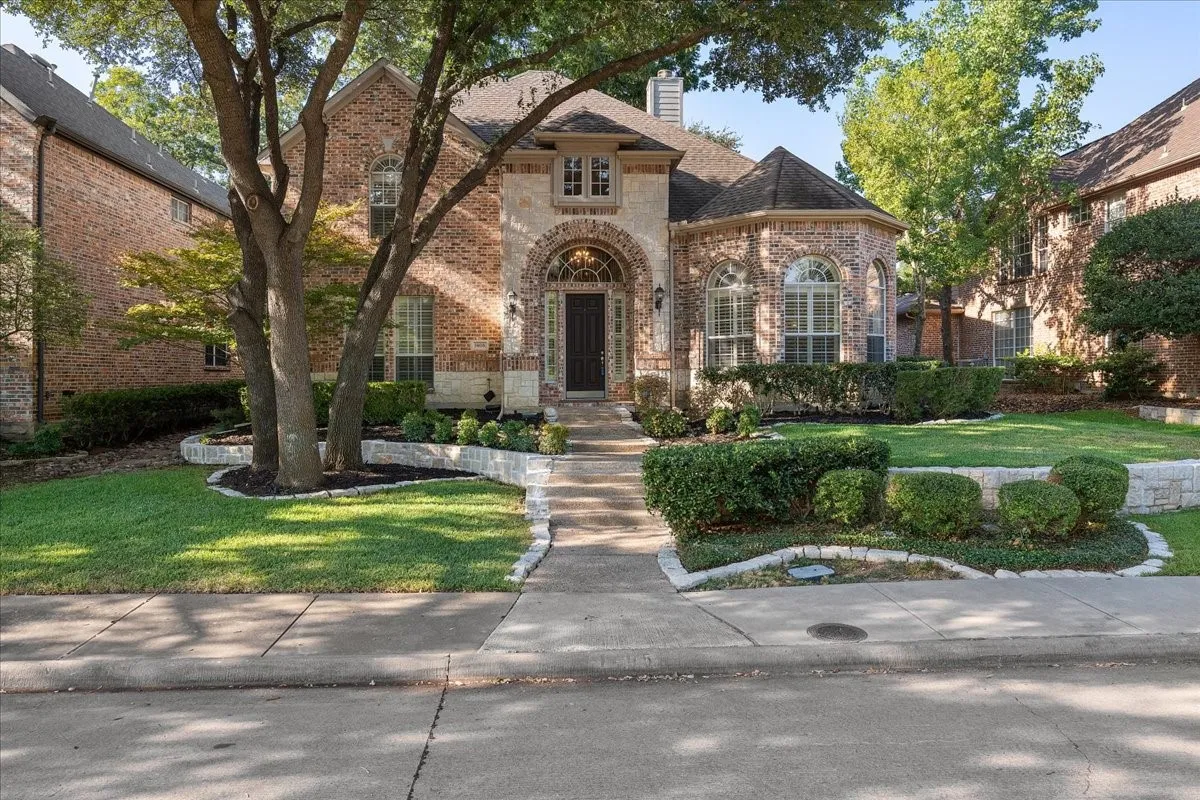 Single Family Residence For Sale
