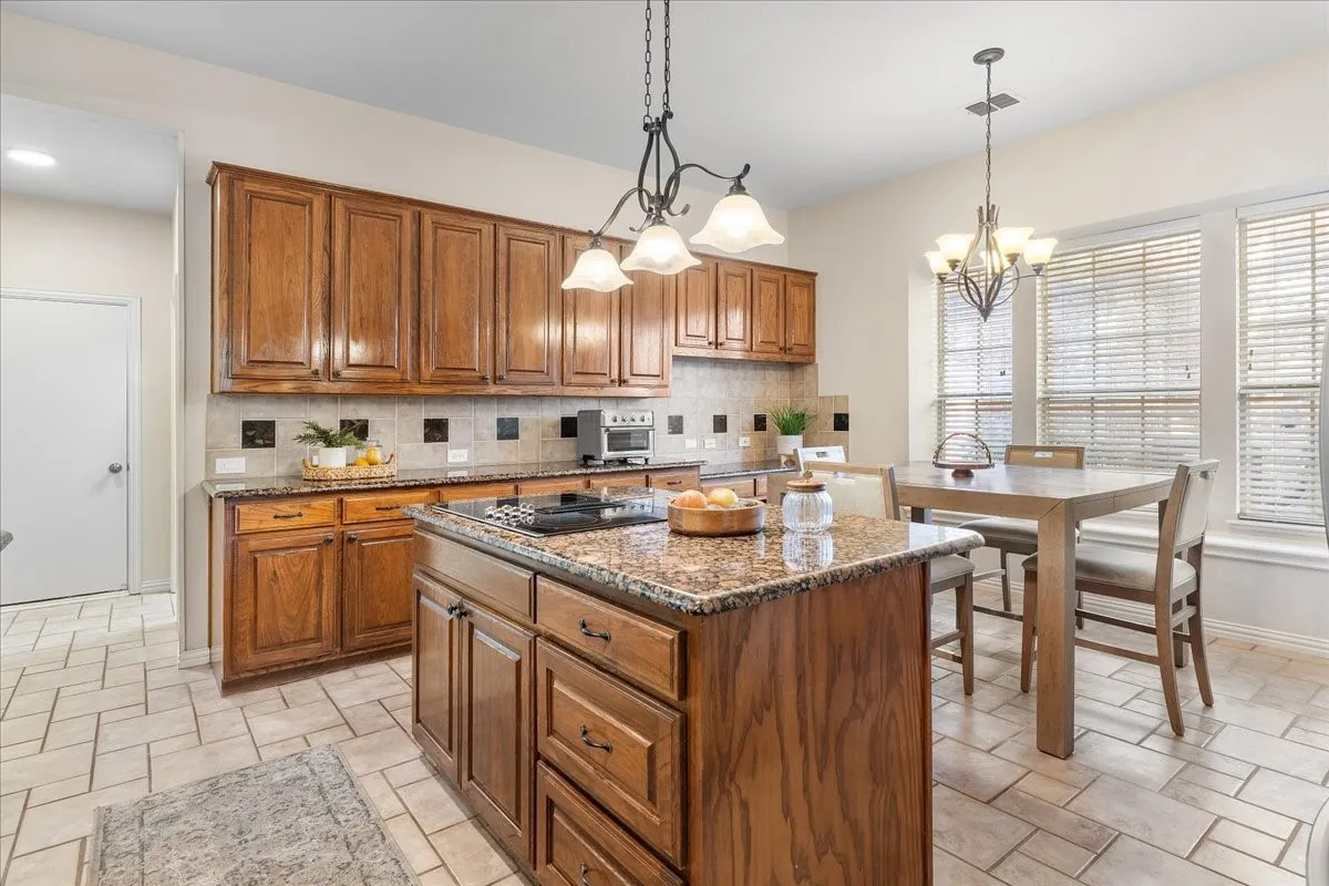 Single Family Residence For Sale in Collin County , 1405 Rollins Drive, Allen, Texas 75013, 4 Bedroom, 4 Bathroom, 2 Garage spaces, 3,557 Sqft, built in 1997, mls#21388016, Real Estate Agent in Allen, Homes For Sale in Collin county, Homes For Sale in Allen, Realtor in Allen Texas, Real Estate Brokerage Independent Realty Texas, Luminita Cordes Realtor