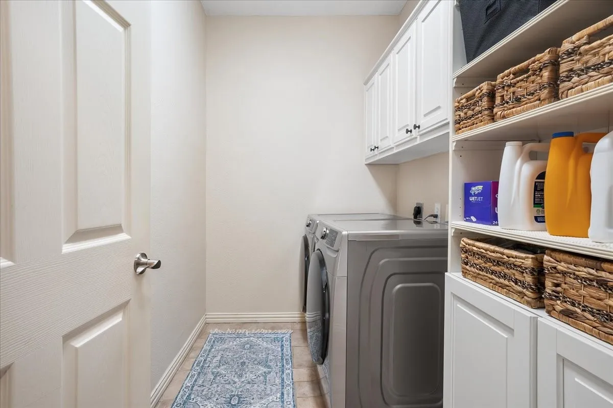 Single Family Residence For Sale in Collin County , 1405 Rollins Drive, Allen, Texas 75013, 4 Bedroom, 4 Bathroom, 2 Garage spaces, 3,557 Sqft, built in 1997, mls#21388016, Real Estate Agent in Allen, Homes For Sale in Collin county, Homes For Sale in Allen, Realtor in Allen Texas, Real Estate Brokerage Independent Realty Texas, Luminita Cordes Realtor
