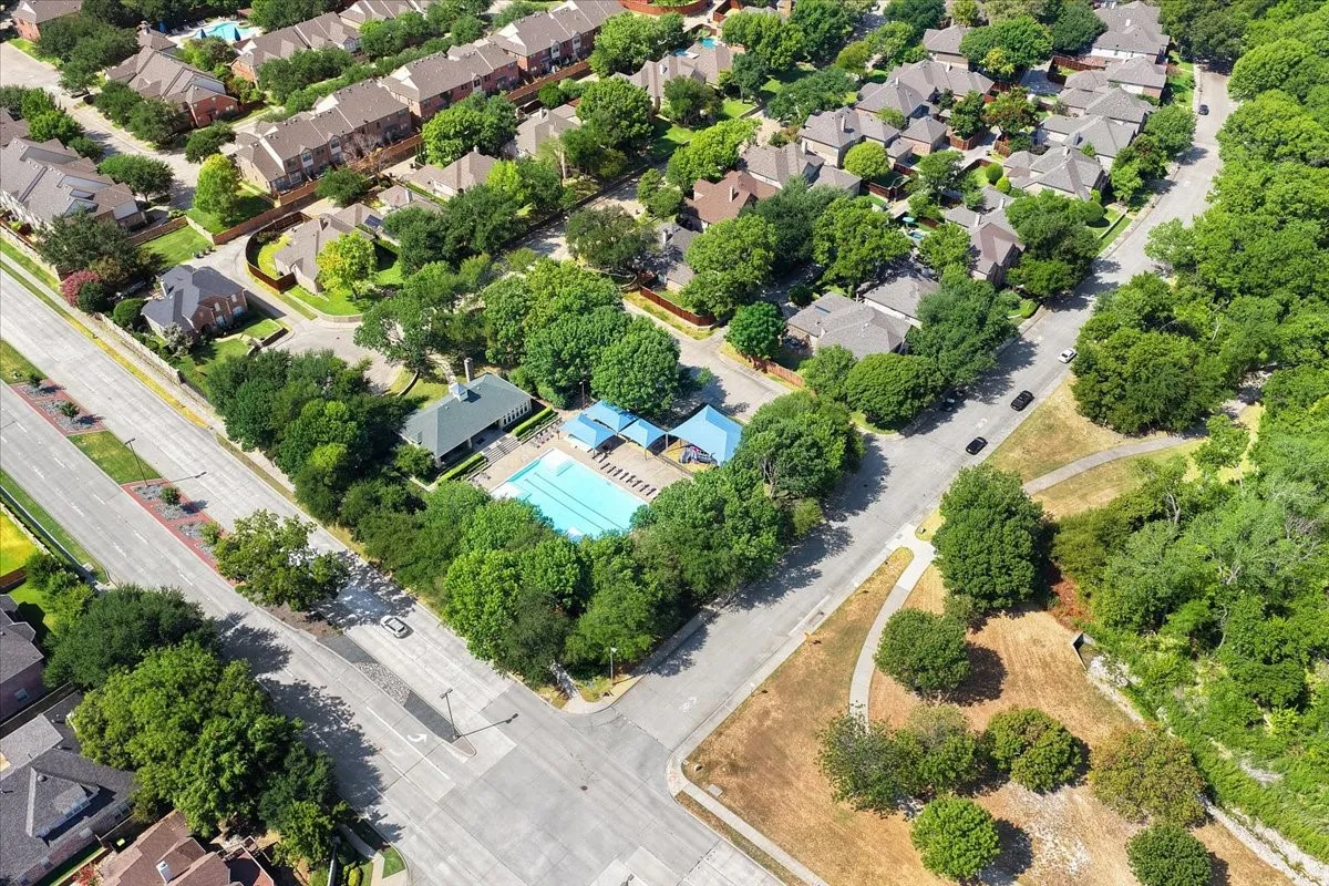Single Family Residence For Sale in Collin County , 1405 Rollins Drive, Allen, Texas 75013, 4 Bedroom, 4 Bathroom, 2 Garage spaces, 3,557 Sqft, built in 1997, mls#21388016, Real Estate Agent in Allen, Homes For Sale in Collin county, Homes For Sale in Allen, Realtor in Allen Texas, Real Estate Brokerage Independent Realty Texas, Luminita Cordes Realtor