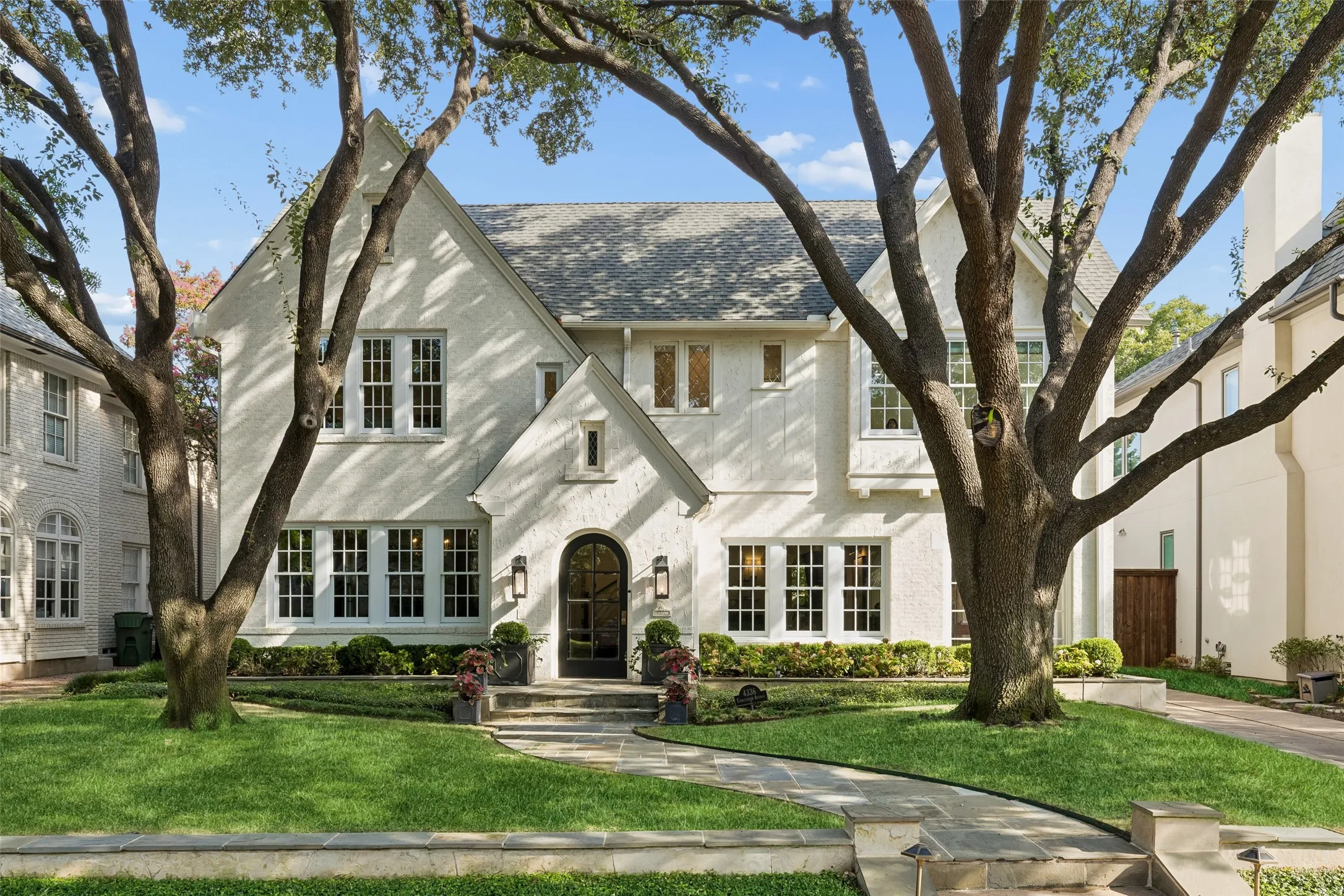 Single Family Residence For Sale