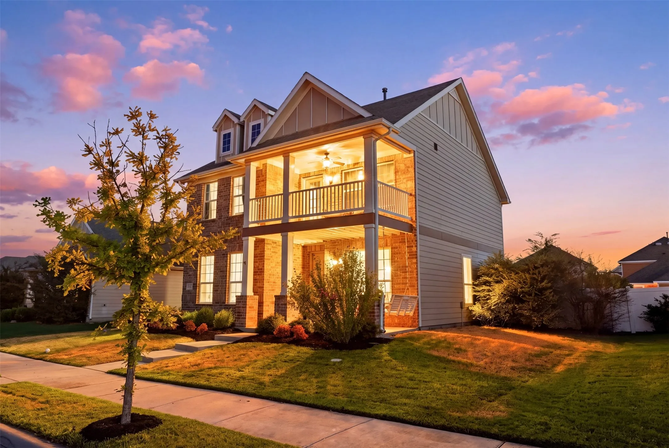 Single Family Residence For Sale in Denton County , 1516 Ellis Lane, Aubrey, Texas 76227, 4 Bedroom, 3 Bathroom, 2 Garage spaces, 2,112 Sqft, built in 2018, mls#21385937, Real Estate Agent in Aubrey, Homes For Sale in Denton county, Homes For Sale in Aubrey, Realtor in Aubrey Texas, Real Estate Brokerage Independent Realty Texas, Luminita Cordes Realtor