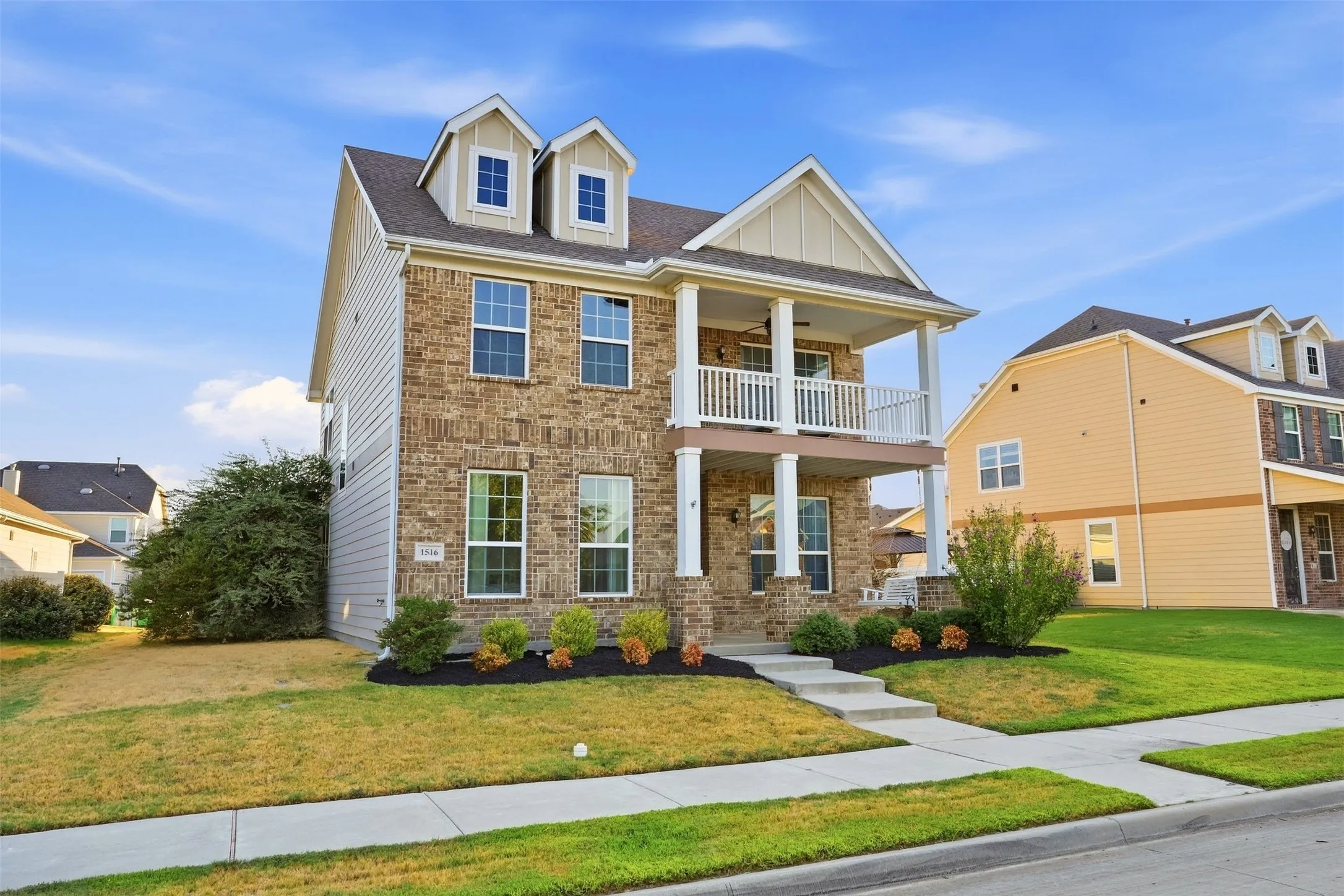 Single Family Residence For Sale in Denton County , 1516 Ellis Lane, Aubrey, Texas 76227, 4 Bedroom, 3 Bathroom, 2 Garage spaces, 2,112 Sqft, built in 2018, mls#21385937, Real Estate Agent in Aubrey, Homes For Sale in Denton county, Homes For Sale in Aubrey, Realtor in Aubrey Texas, Real Estate Brokerage Independent Realty Texas, Luminita Cordes Realtor