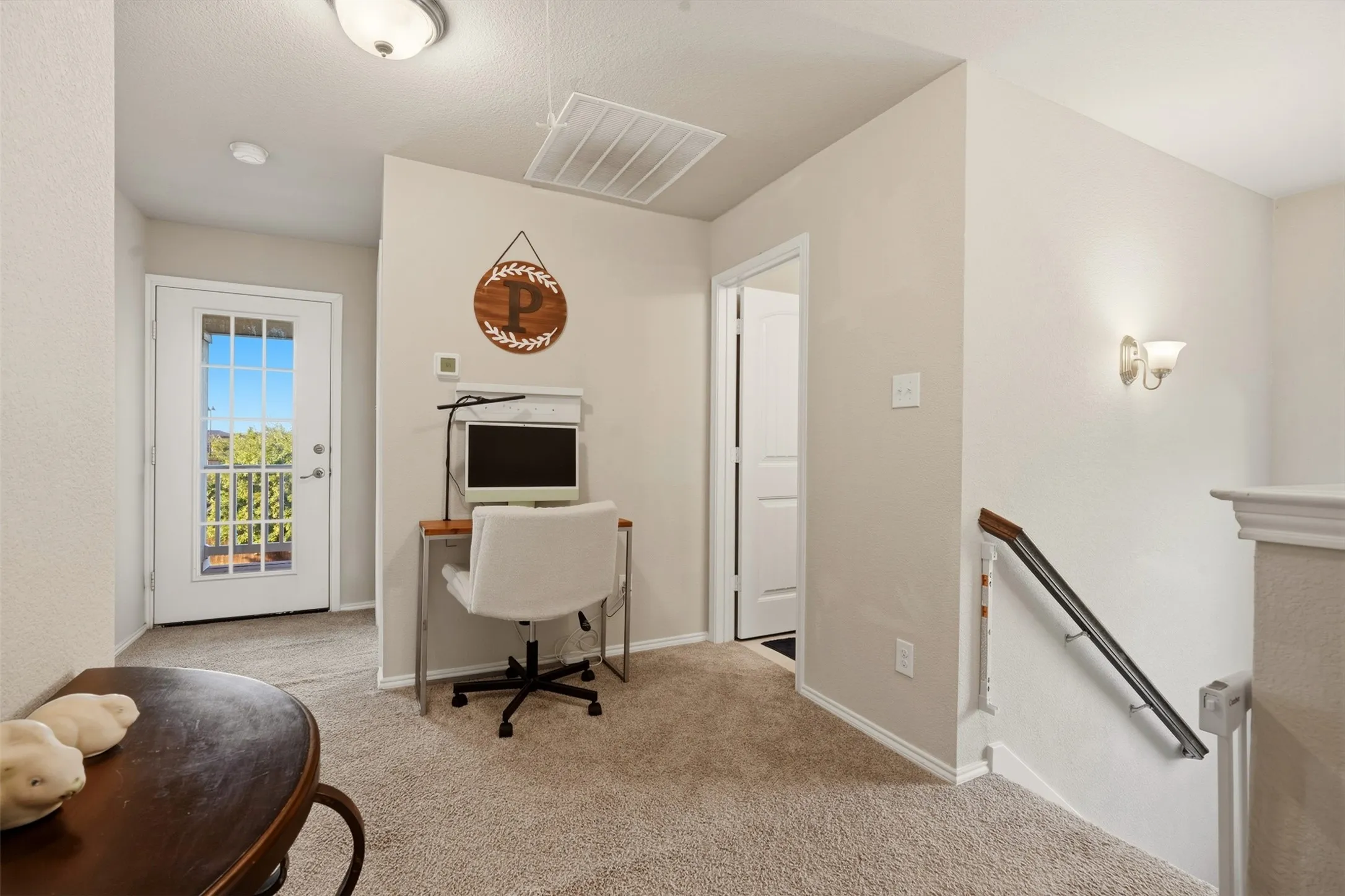 Single Family Residence For Sale in Denton County , 1516 Ellis Lane, Aubrey, Texas 76227, 4 Bedroom, 3 Bathroom, 2 Garage spaces, 2,112 Sqft, built in 2018, mls#21385937, Real Estate Agent in Aubrey, Homes For Sale in Denton county, Homes For Sale in Aubrey, Realtor in Aubrey Texas, Real Estate Brokerage Independent Realty Texas, Luminita Cordes Realtor