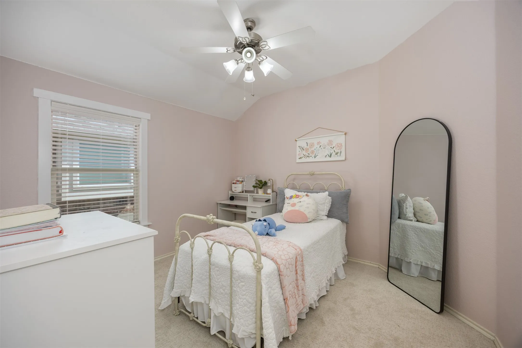Single Family Residence For Sale in Collin County , 2536 Shooting Star Drive, Mc Kinney, Texas 75071, 3 Bedroom, 2 Bathroom, 2 Garage spaces, 1,873 Sqft, built in 2010, mls#21378800, Real Estate Agent in Mc Kinney, Homes For Sale in Collin county, Homes For Sale in Mc Kinney, Realtor in Mc Kinney Texas, Real Estate Brokerage Independent Realty Texas, Luminita Cordes Realtor