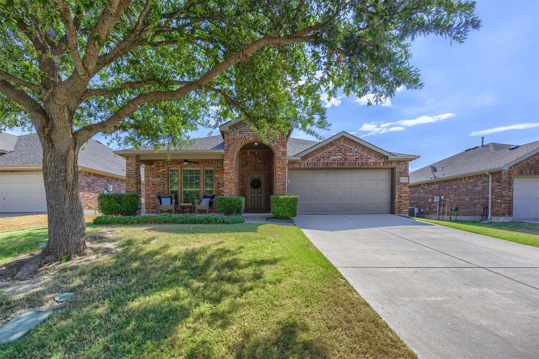 Single Family Residence For Sale in Collin County , 2536 Shooting Star Drive, Mc Kinney, Texas 75071, 3 Bedroom, 2 Bathroom, 2 Garage spaces, 1,873 Sqft, built in 2010, mls#21378800, Real Estate Agent in Mc Kinney, Homes For Sale in Collin county, Homes For Sale in Mc Kinney, Realtor in Mc Kinney Texas, Real Estate Brokerage Independent Realty Texas, Luminita Cordes Realtor