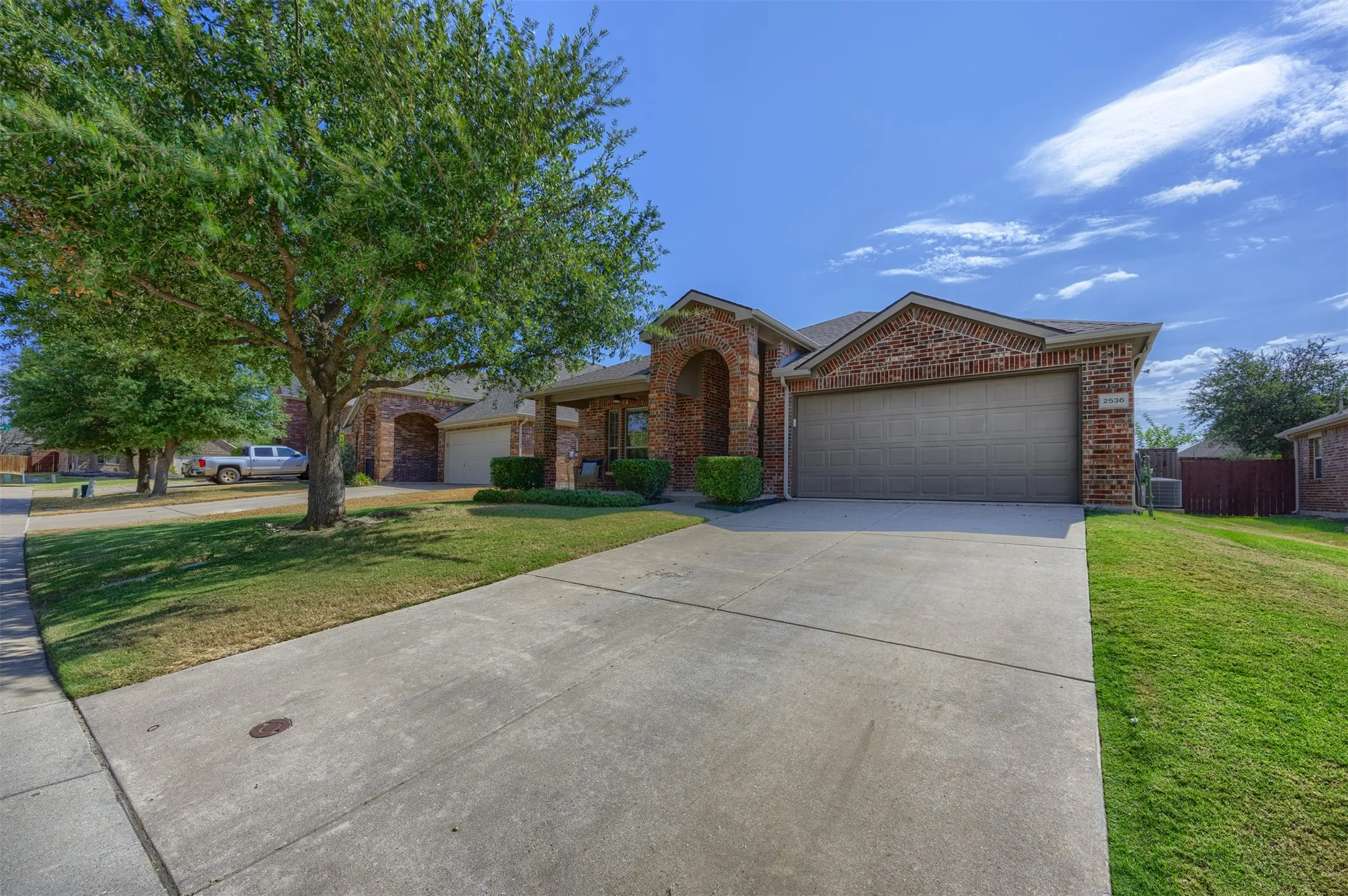 Single Family Residence For Sale in Collin County , 2536 Shooting Star Drive, Mc Kinney, Texas 75071, 3 Bedroom, 2 Bathroom, 2 Garage spaces, 1,873 Sqft, built in 2010, mls#21378800, Real Estate Agent in Mc Kinney, Homes For Sale in Collin county, Homes For Sale in Mc Kinney, Realtor in Mc Kinney Texas, Real Estate Brokerage Independent Realty Texas, Luminita Cordes Realtor
