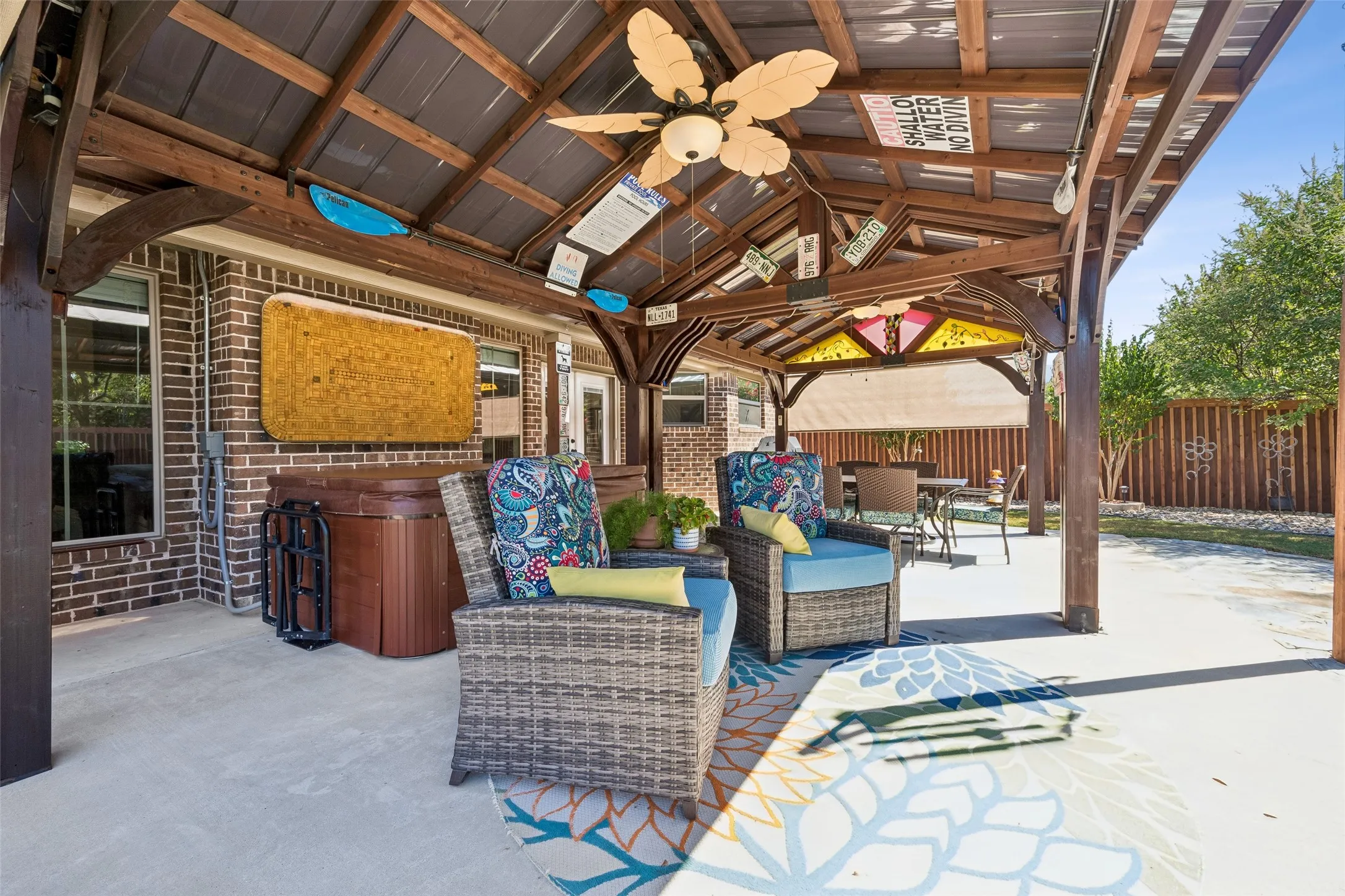 Single Family Residence For Sale in Grayson County , 101 Prairie Meadow Lane, Pottsboro, Texas 75076, 4 Bedroom, 2 Bathroom, 2 Garage spaces, 2,011 Sqft, built in 2019, mls#21385974, Real Estate Agent in Pottsboro, Homes For Sale in Grayson county, Homes For Sale in Pottsboro, Realtor in Pottsboro Texas, Real Estate Brokerage Independent Realty Texas, Luminita Cordes Realtor