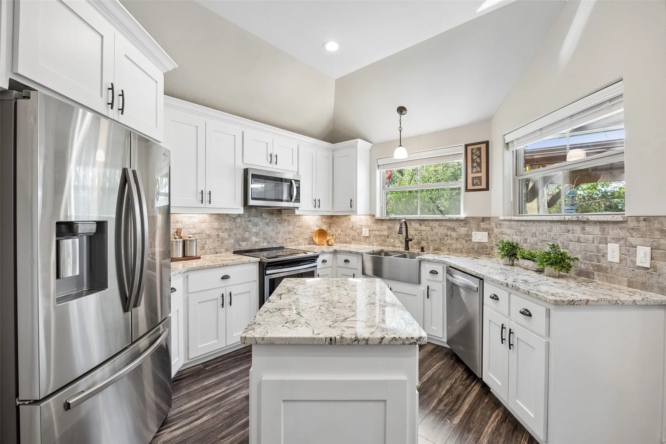 Single Family Residence For Sale in Grayson County , 101 Prairie Meadow Lane, Pottsboro, Texas 75076, 4 Bedroom, 2 Bathroom, 2 Garage spaces, 2,011 Sqft, built in 2019, mls#21385974, Real Estate Agent in Pottsboro, Homes For Sale in Grayson county, Homes For Sale in Pottsboro, Realtor in Pottsboro Texas, Real Estate Brokerage Independent Realty Texas, Luminita Cordes Realtor
