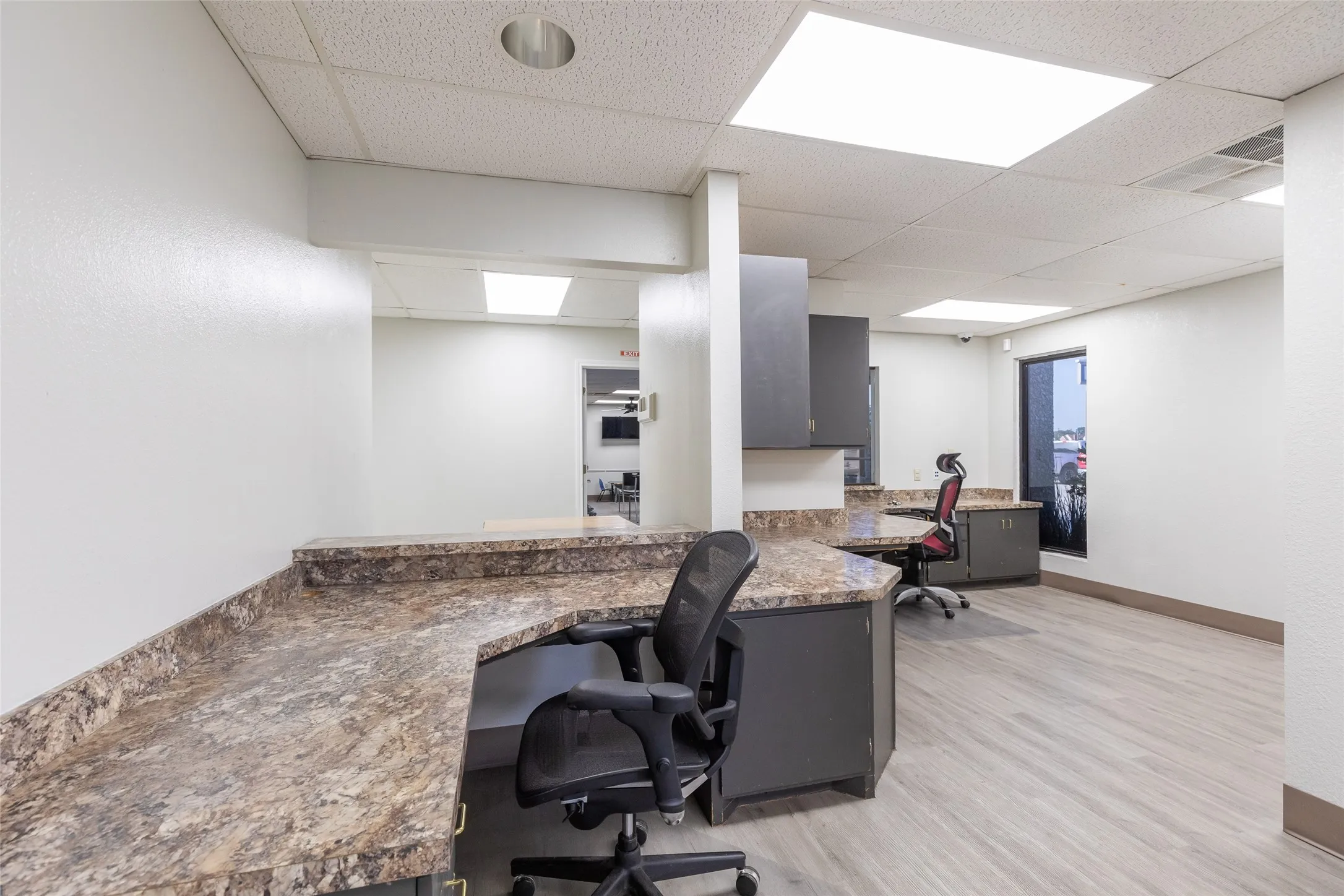 Office For Rent in Taylor County , 4009 Ridgemont Drive, Abilene, Texas 79606, 0, 0, Garage spaces, 0 Sqft, built in 1984, mls#21387161, Real Estate Agent in Abilene, Homes For Rent in Taylor county, Homes For Rent in Abilene, Realtor in Abilene Texas, Real Estate Brokerage Independent Realty Texas, Luminita Cordes Realtor