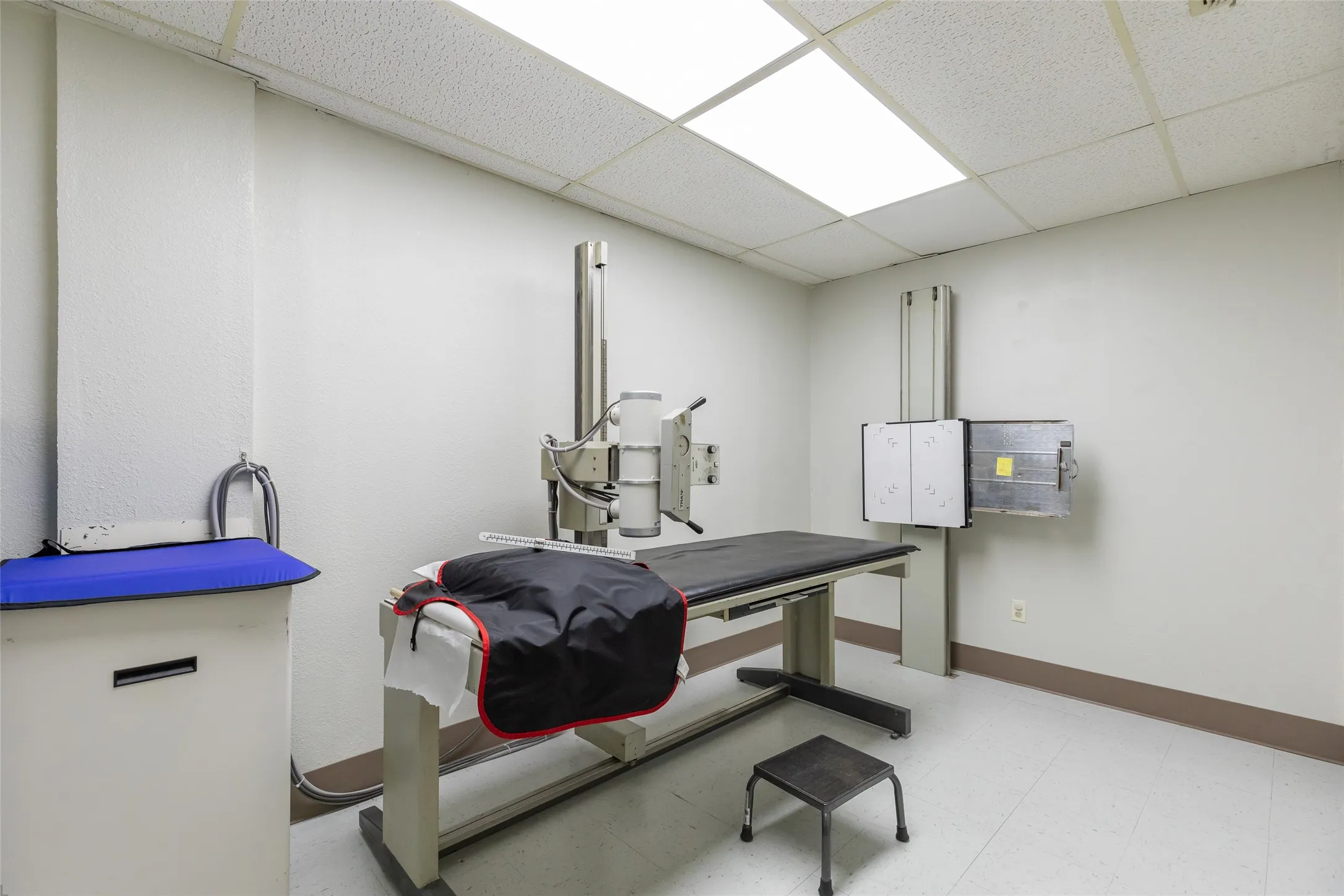 Office For Rent in Taylor County , 4009 Ridgemont Drive, Abilene, Texas 79606, 0, 0, Garage spaces, 0 Sqft, built in 1984, mls#21387161, Real Estate Agent in Abilene, Homes For Rent in Taylor county, Homes For Rent in Abilene, Realtor in Abilene Texas, Real Estate Brokerage Independent Realty Texas, Luminita Cordes Realtor