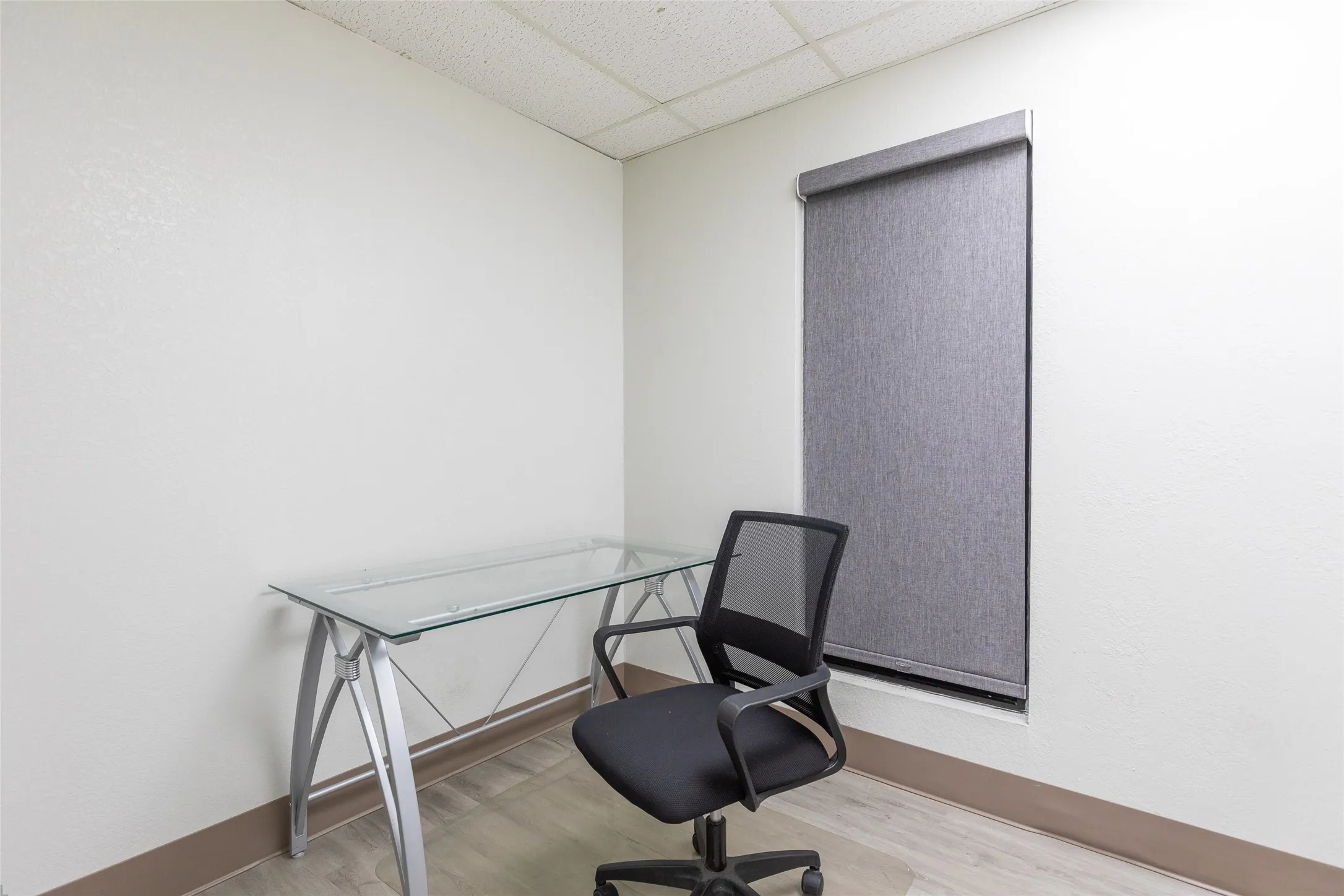 Office For Rent in Taylor County , 4009 Ridgemont Drive, Abilene, Texas 79606, 0, 0, Garage spaces, 0 Sqft, built in 1984, mls#21387161, Real Estate Agent in Abilene, Homes For Rent in Taylor county, Homes For Rent in Abilene, Realtor in Abilene Texas, Real Estate Brokerage Independent Realty Texas, Luminita Cordes Realtor