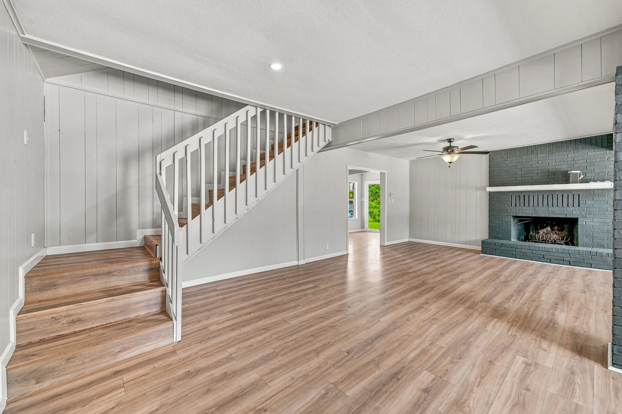 Single Family Residence For Rent in Somervell County , 2771 S Fm 200, Nemo, Texas 76070, 3 Bedroom, 2 Bathroom, 2 Garage spaces, 2,511 Sqft, built in 1969, mls#21388039, Real Estate Agent in Nemo, Homes For Rent in Somervell county, Homes For Rent in Nemo, Realtor in Nemo Texas, Real Estate Brokerage Independent Realty Texas, Luminita Cordes Realtor